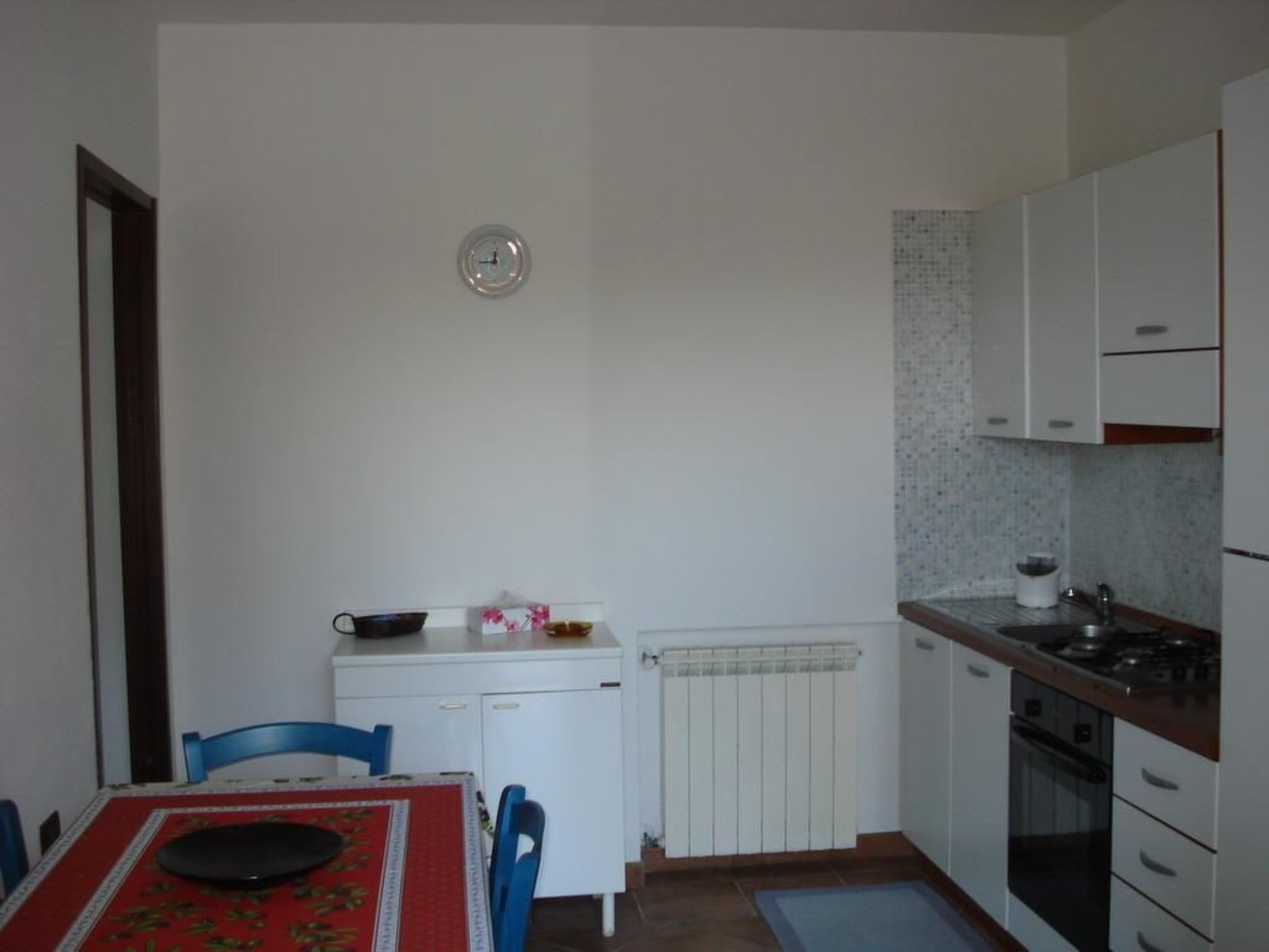 Gemütliches Appartement in Capoliveri mit Grill und Terrasse-Binnen