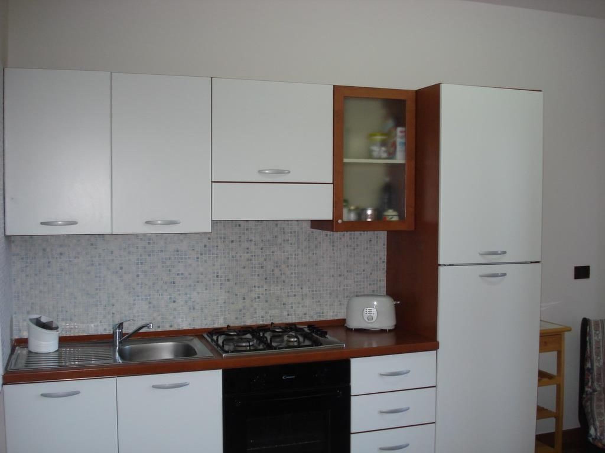 Gemütliches Appartement in Capoliveri mit Grill und Terrasse-Binnen