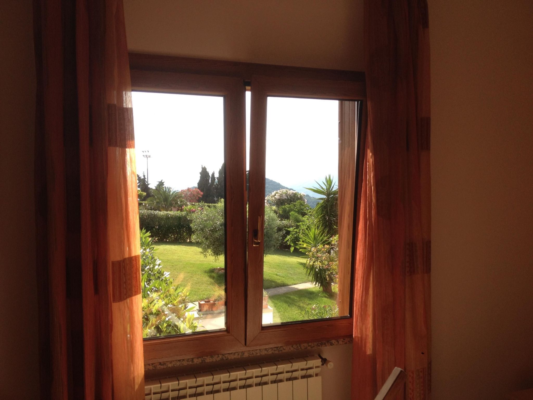 Gemütliches Appartement in Capoliveri mit Grill und Terrasse-Binnen