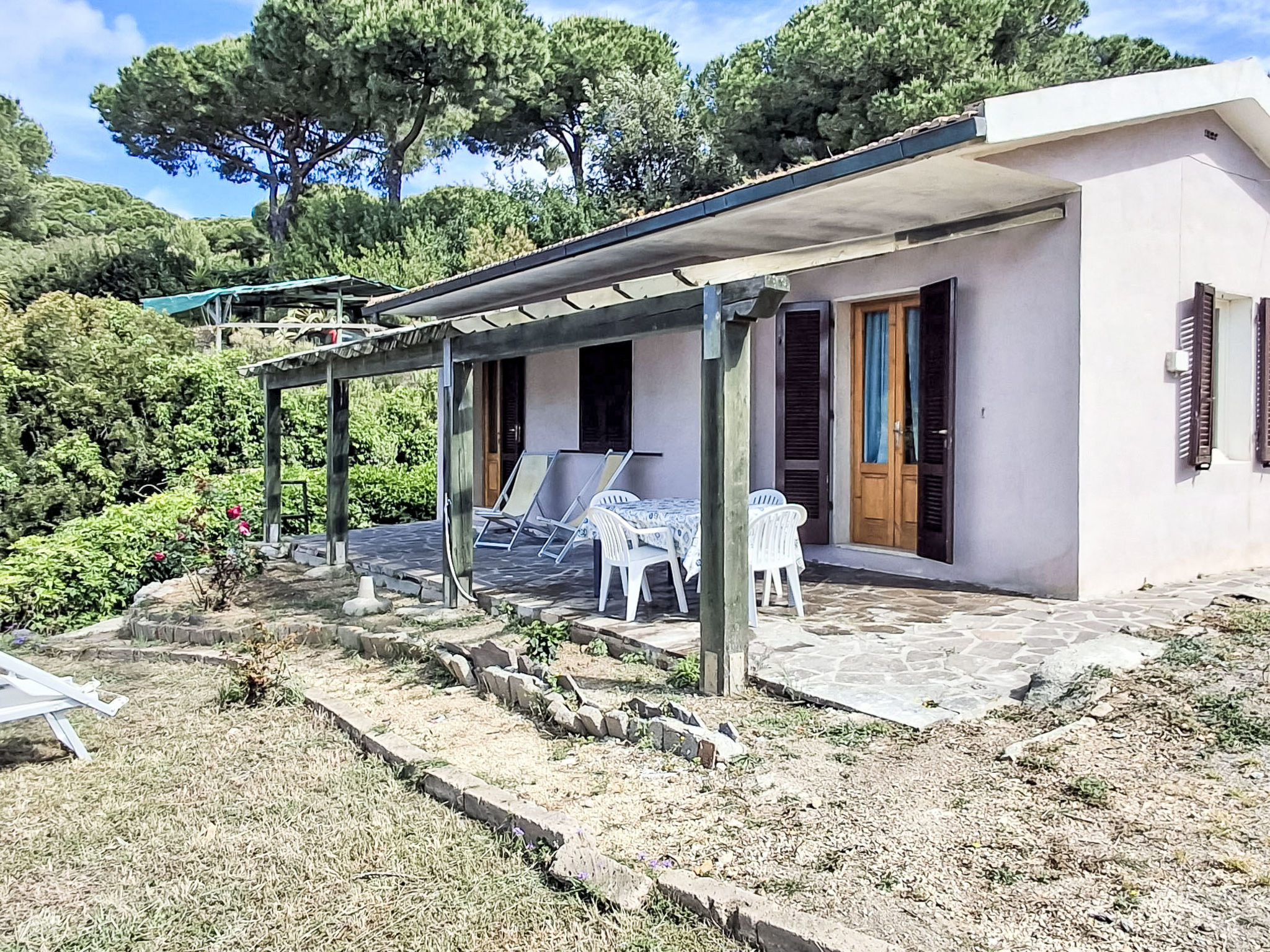 'Villa Cedro' mit Privatparkplatz
