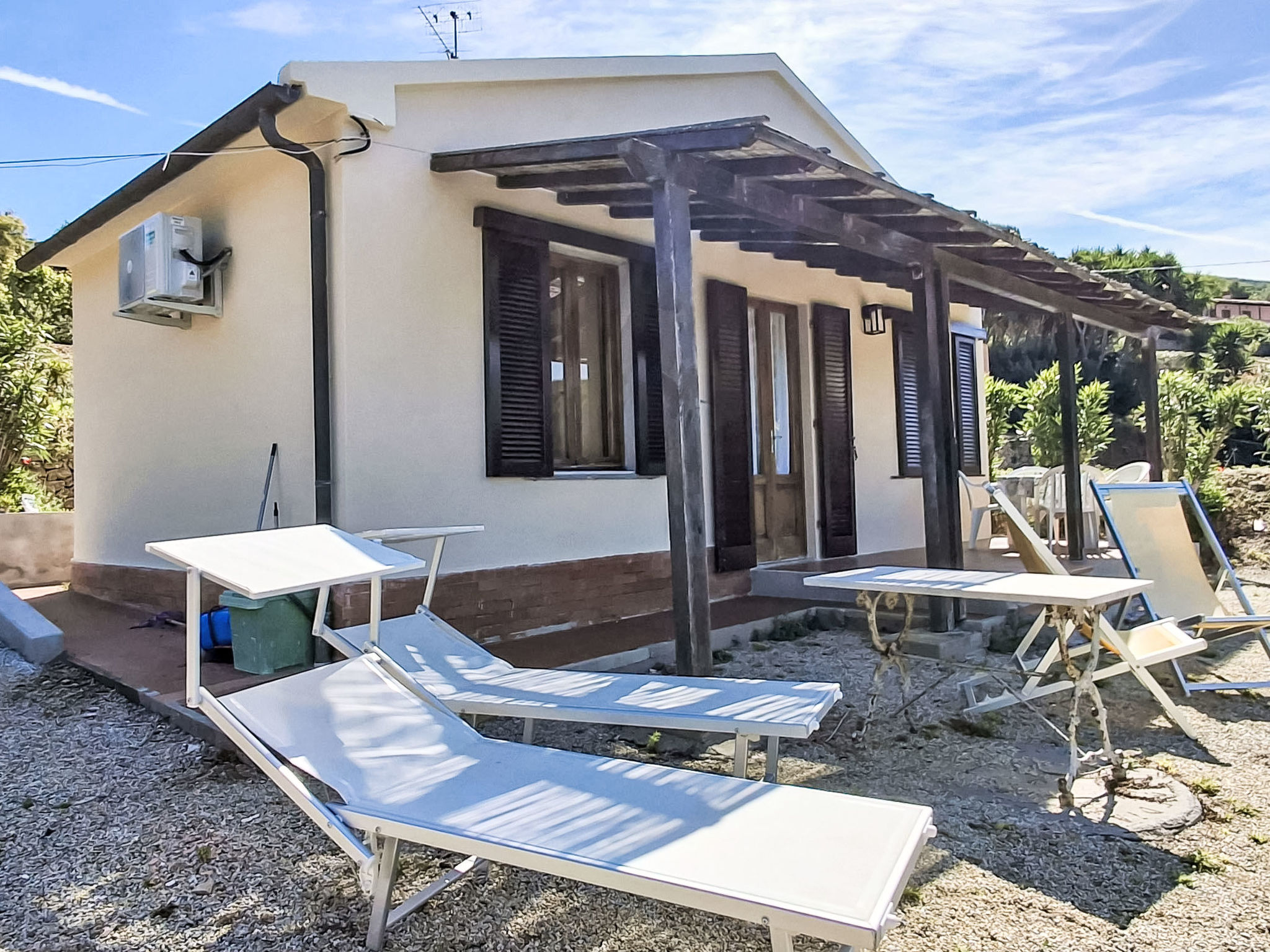Villa 'Oleander' mit privatem Parkplatz