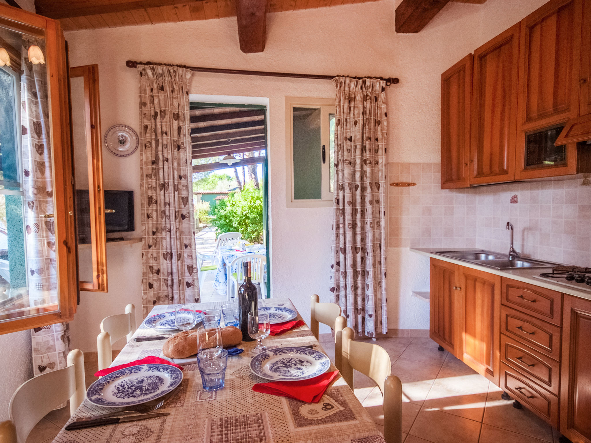 Kitchen / Dining Room