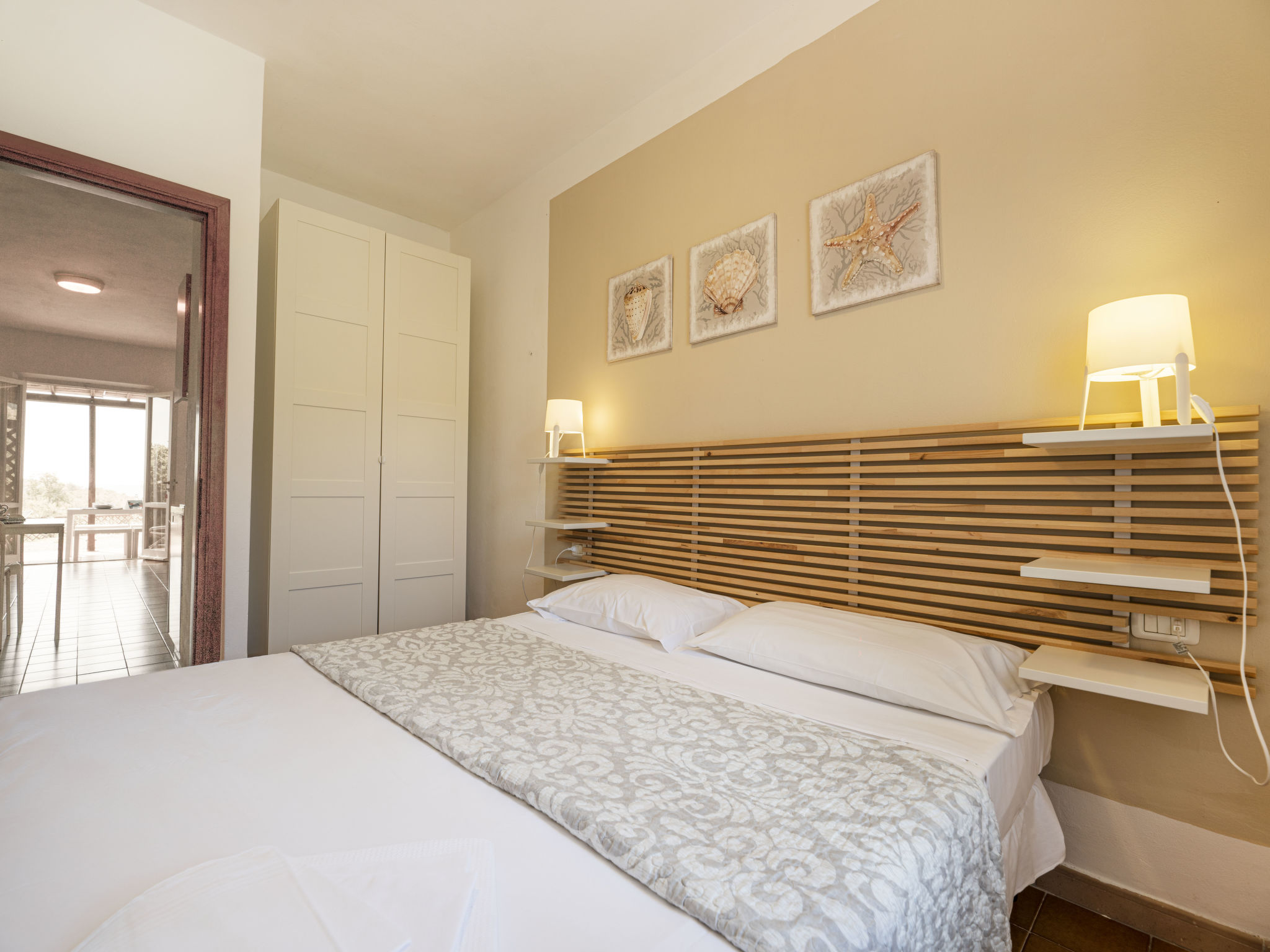 Photo of Elbamar Lacona 2