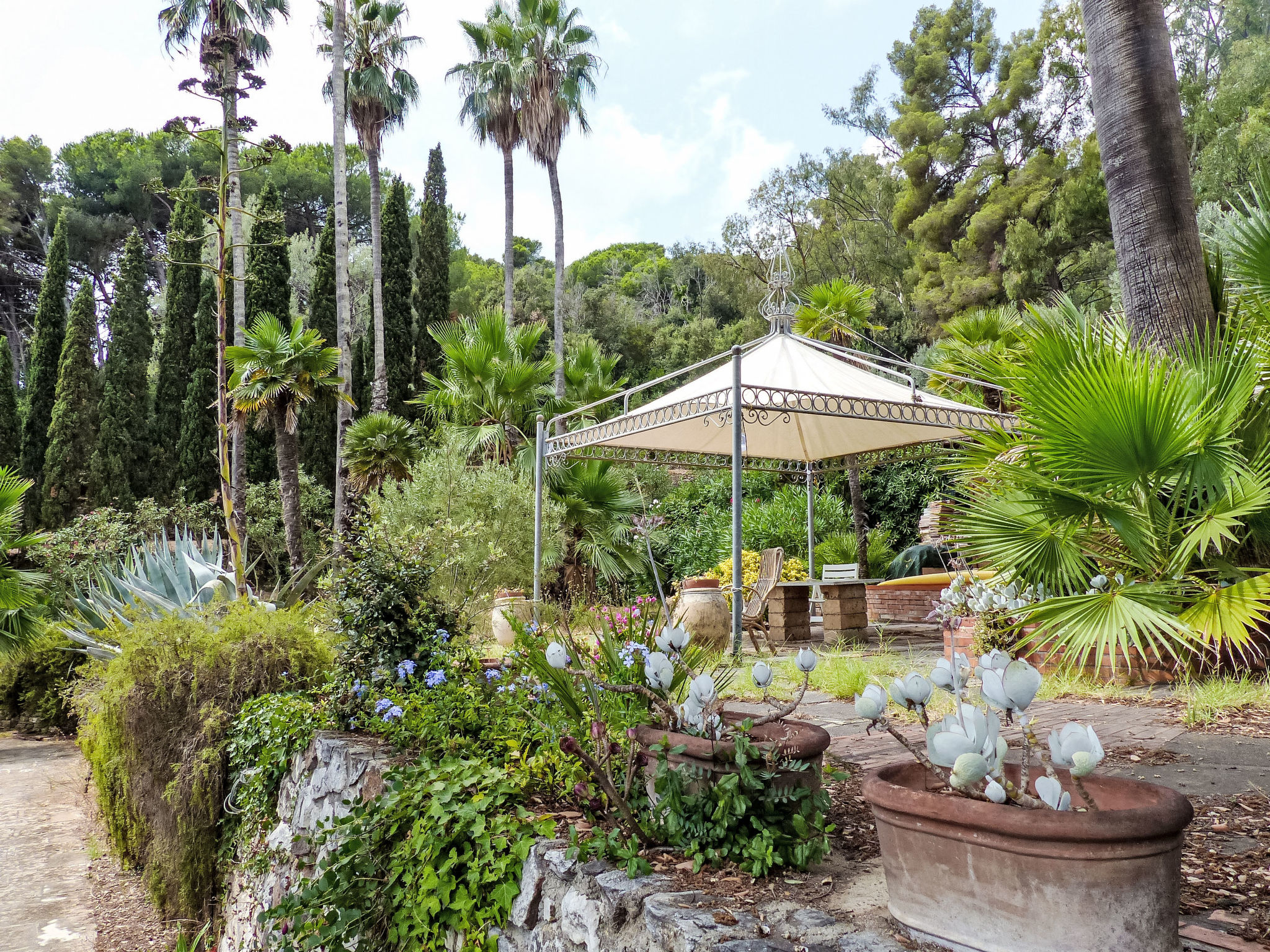 Capo d'Arco-Draußen