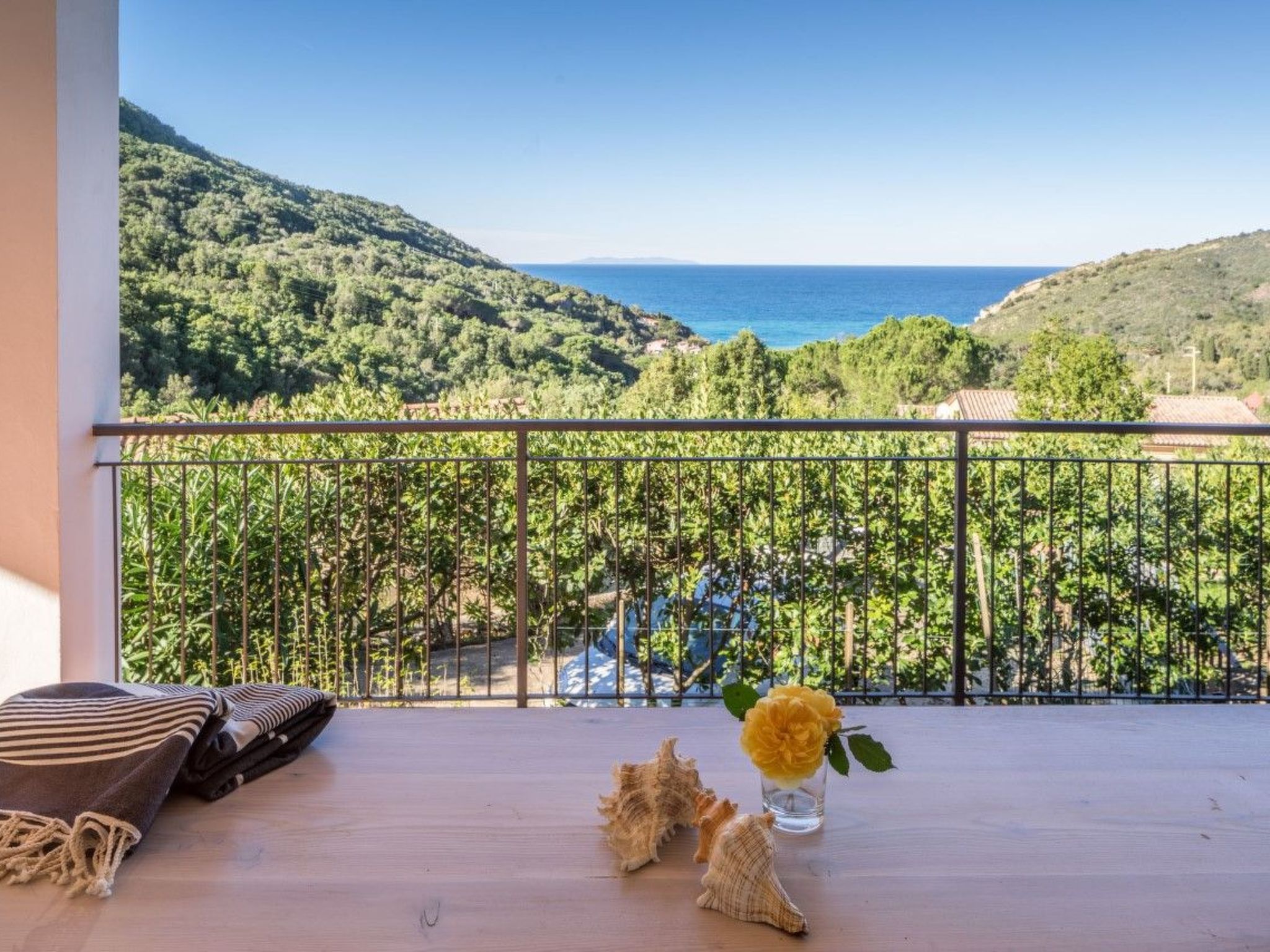 Wohnung in Villa Elba Insel Meerblick — view 1 of 28