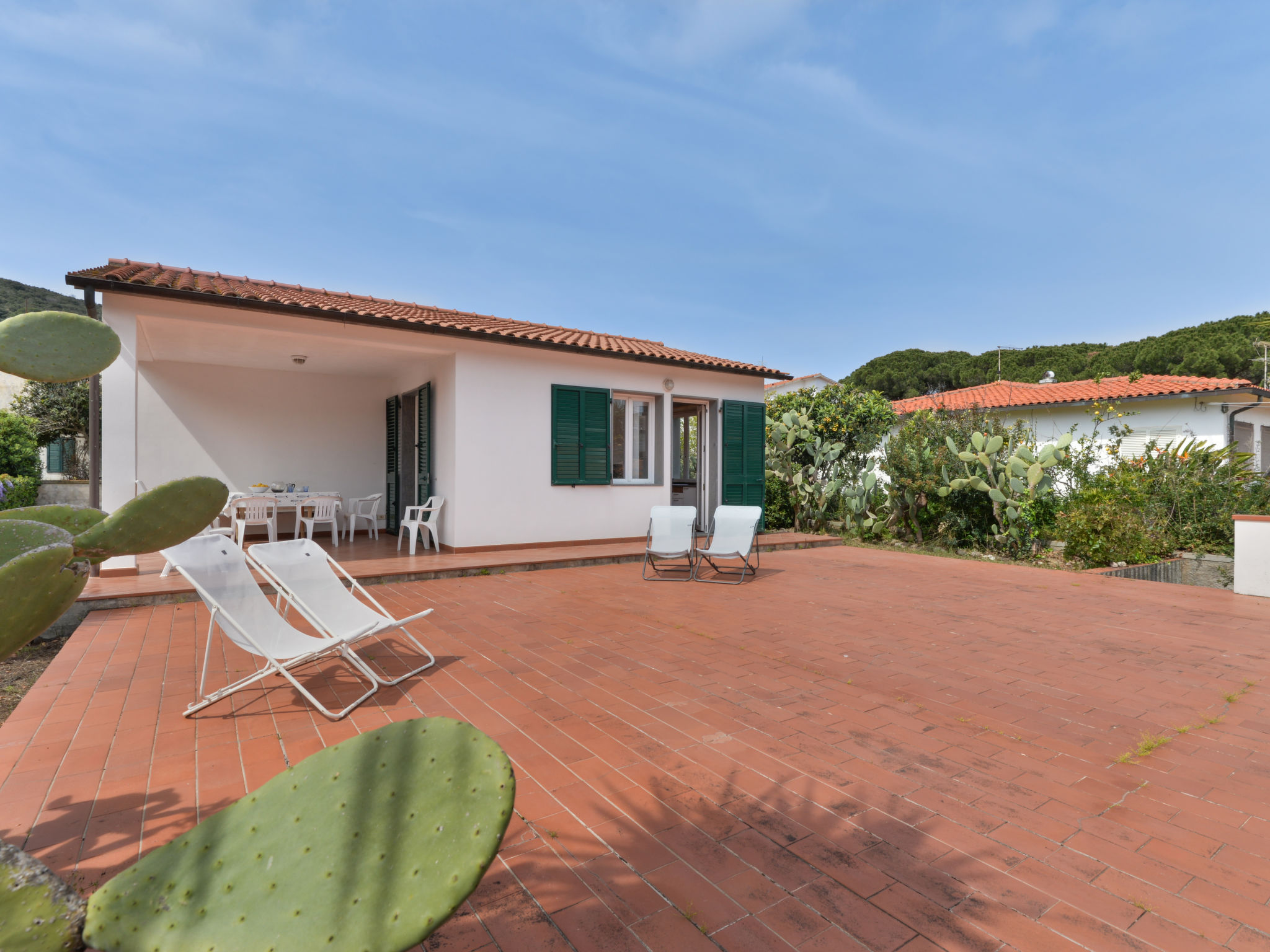 Vakantiehuis in Cavo (Italië) 1 hond is welkom