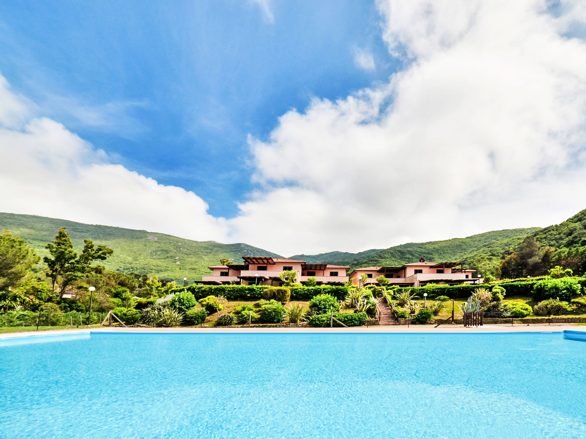 Ferienhaus in Nisporto (Italien) und 1 Hund erlaubt