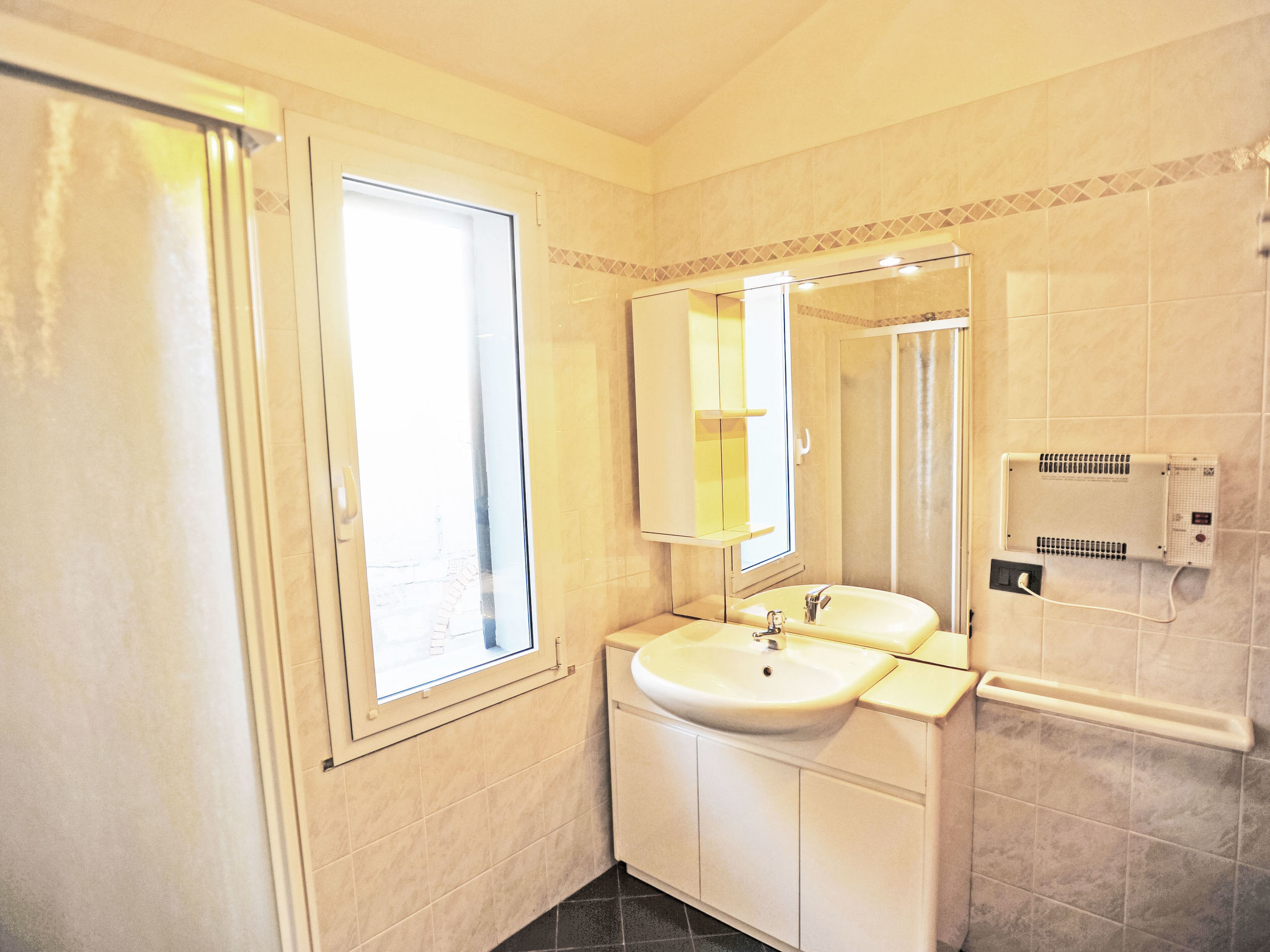 Appartement Nispo 3 – Salle de bains, photo 13 sur 19