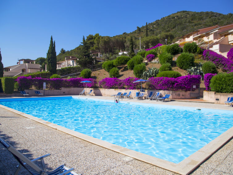 Search and Stay destination Nisporto, Toscana - Italy from AU$ 166. Cala Rossa