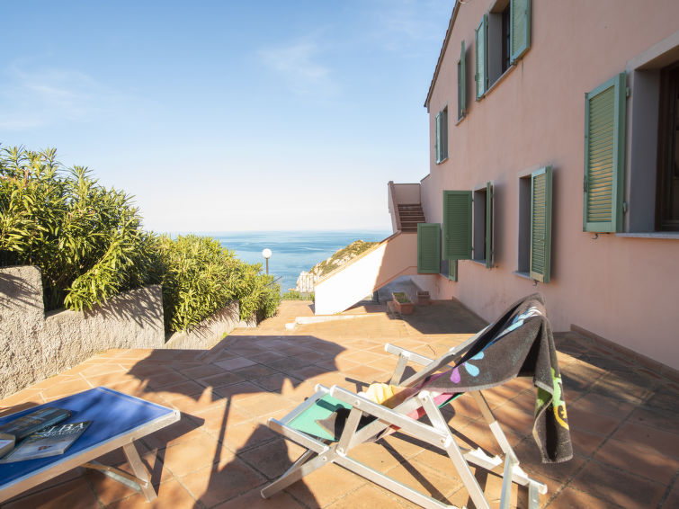 Appartement op 1,0 km van zee in Marciana in Marciana