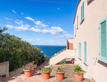 Zonnig appartement aan zee met panoramisch uitzicht op Elba - thumbnail 1