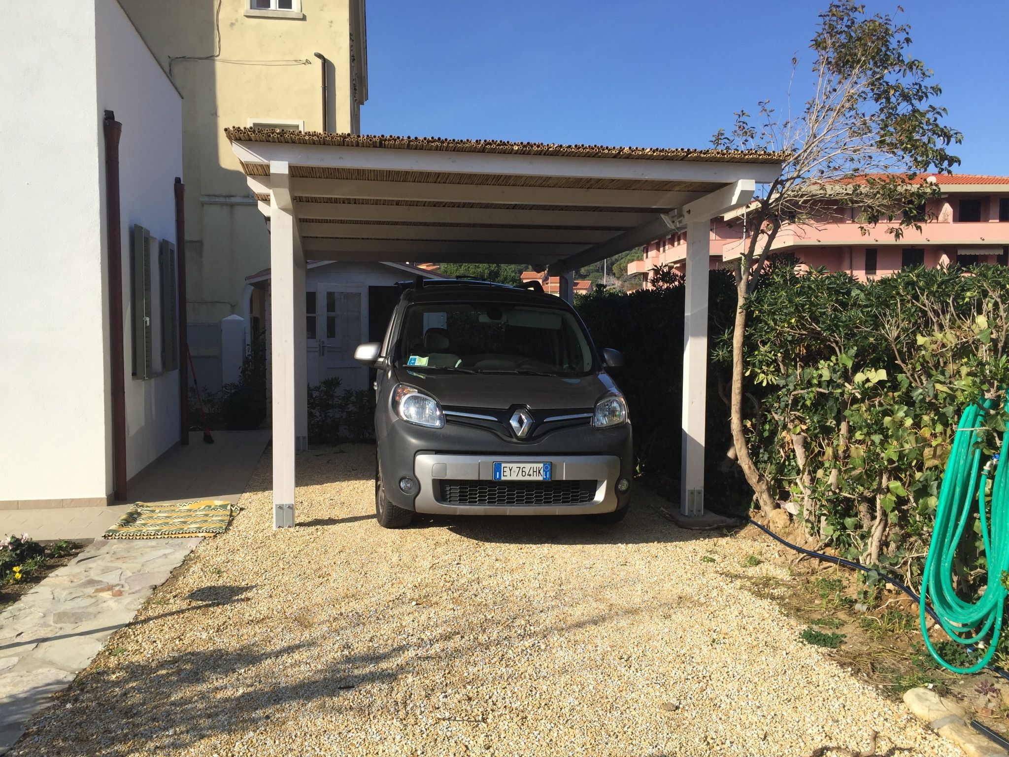 Ein Ferienhaus voller Komfort-Buiten