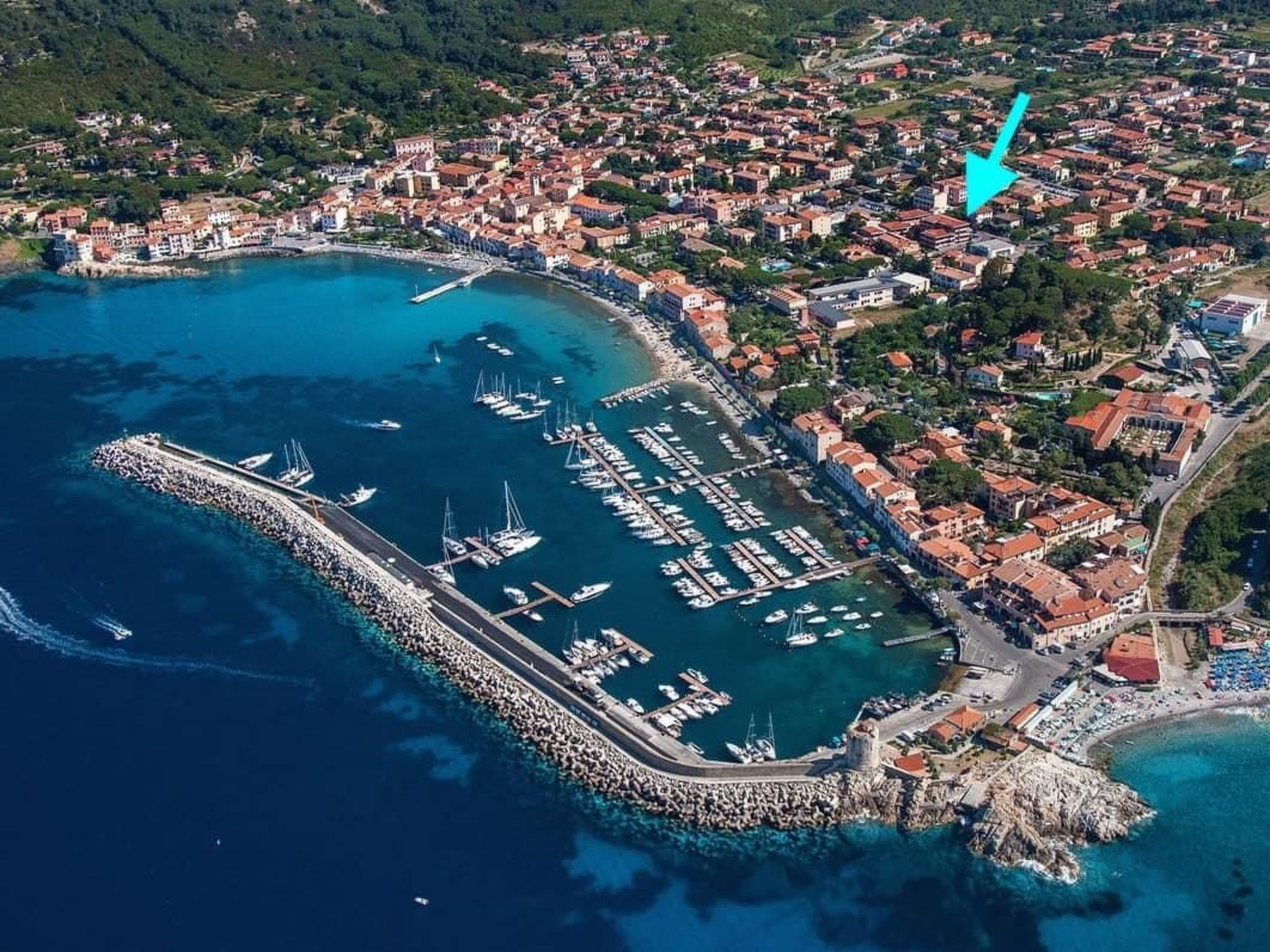 Vakantiehuis met omheinde tuin in Marciana (Italië) 1 hond is welkom