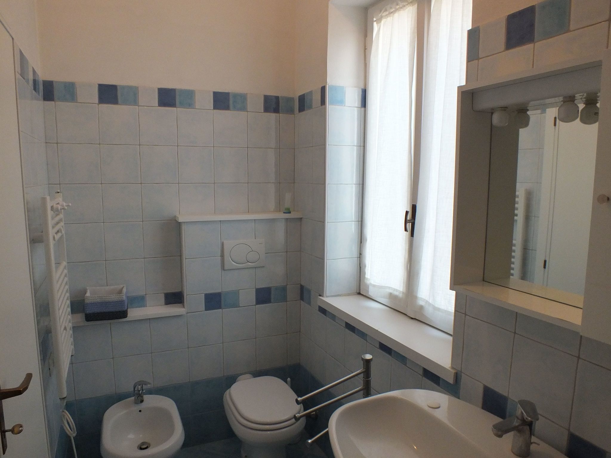 TERRASSENWOHNUNG MIT MEERBLICK-Image-tags.info