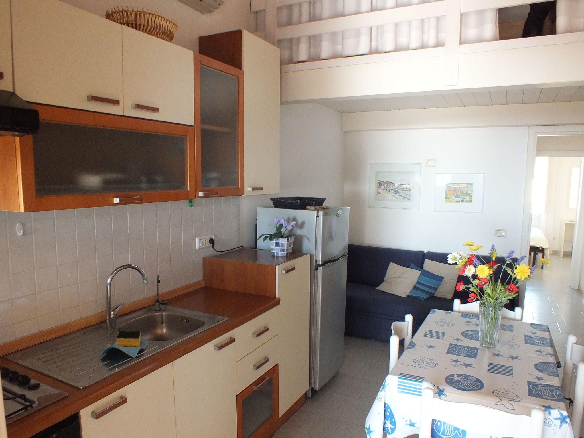 TERRASSENWOHNUNG MIT MEERBLICK-Image-tags.info