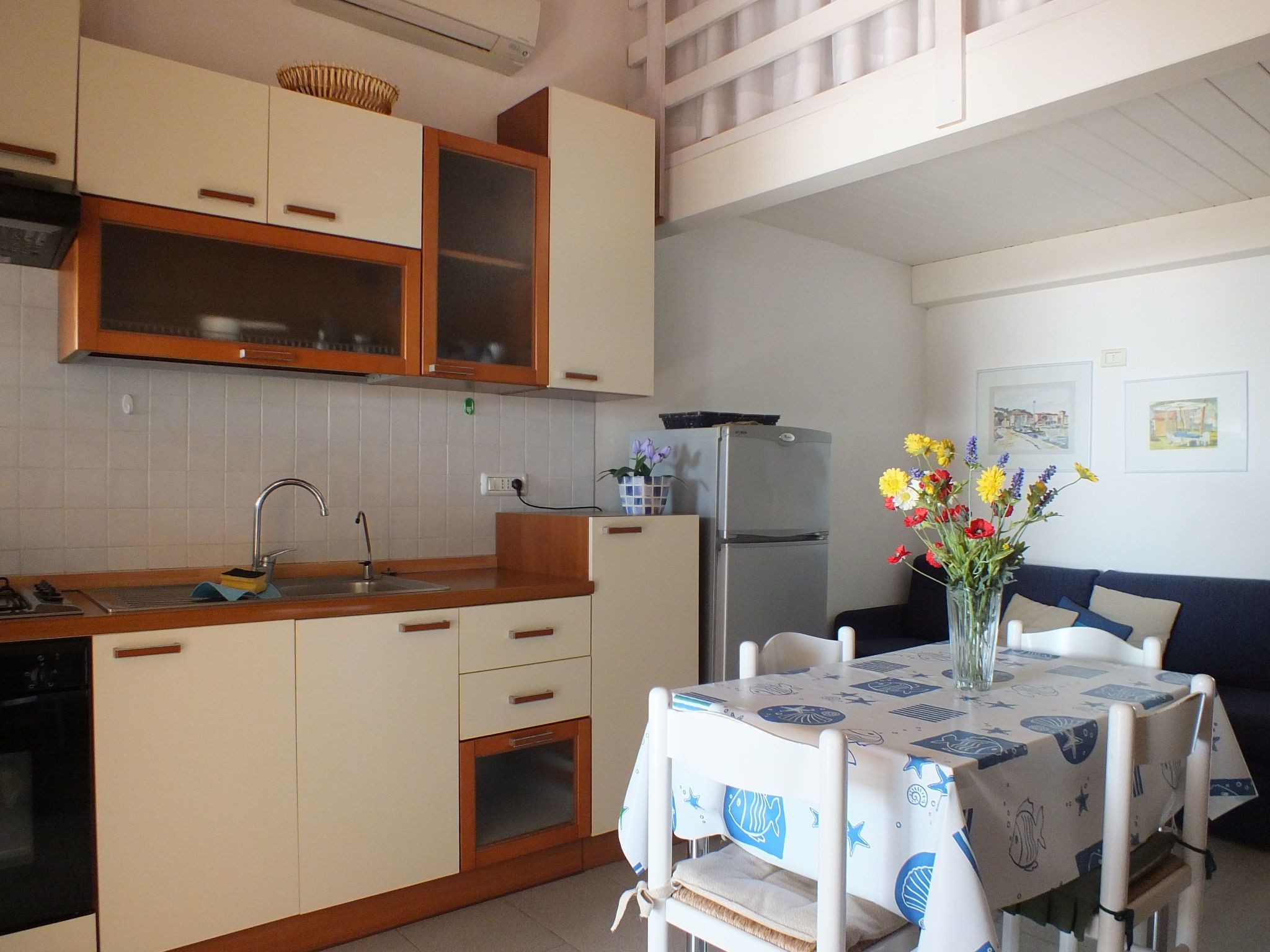 TERRASSENWOHNUNG MIT MEERBLICK-Image-tags.info