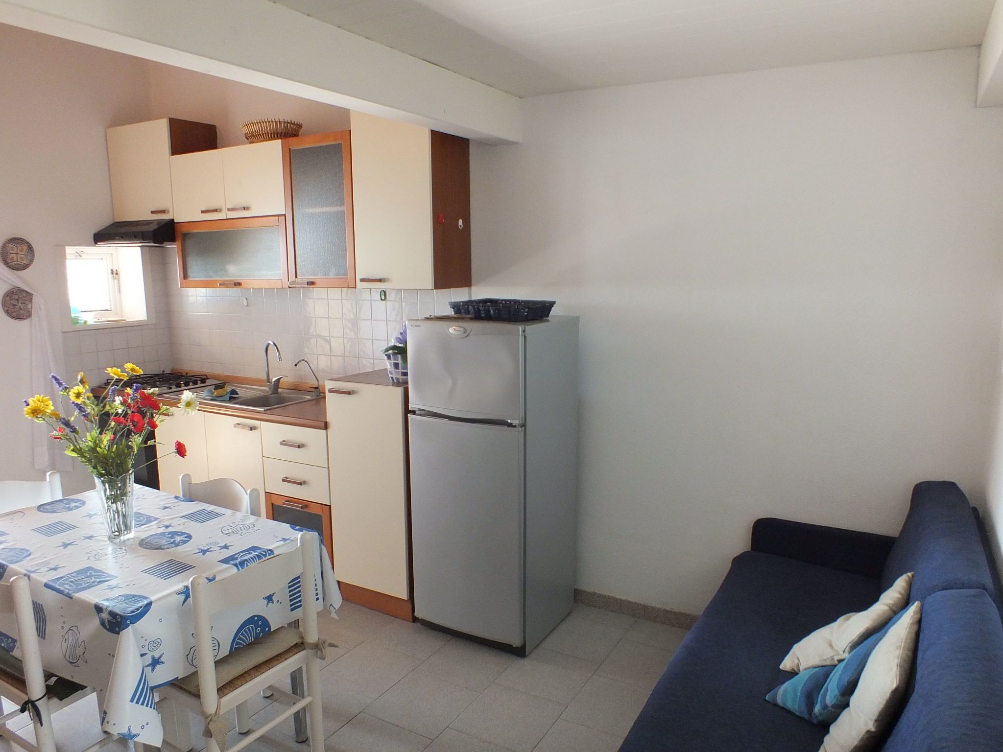 TERRASSENWOHNUNG MIT MEERBLICK-Image-tags.info