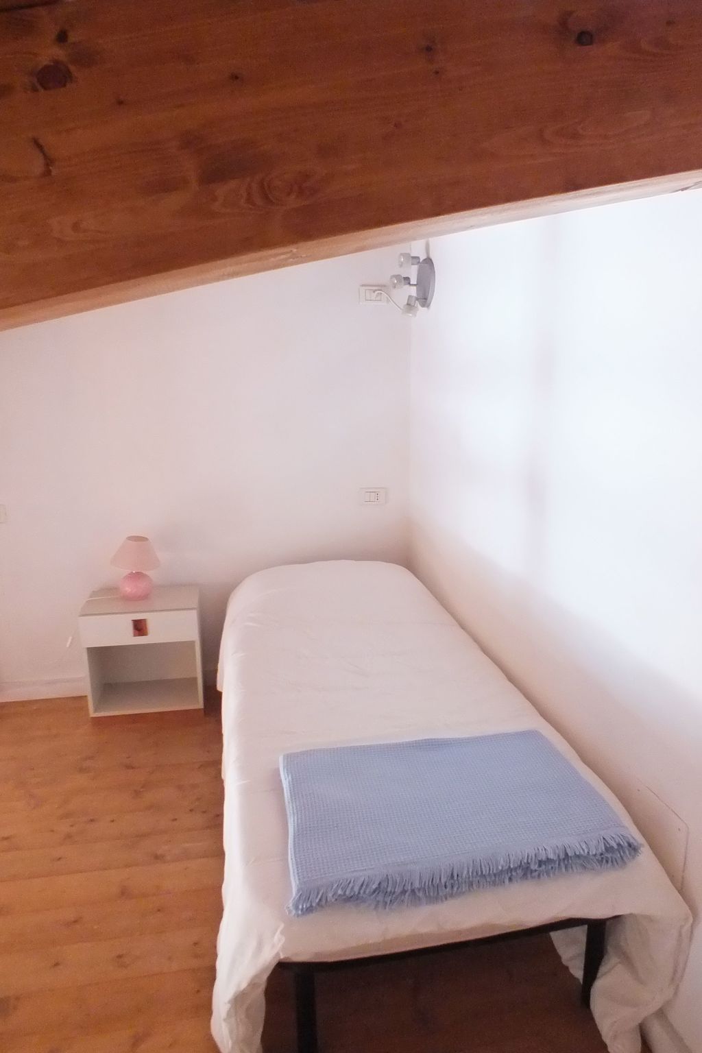 TERRASSENWOHNUNG MIT MEERBLICK-Image-tags.info