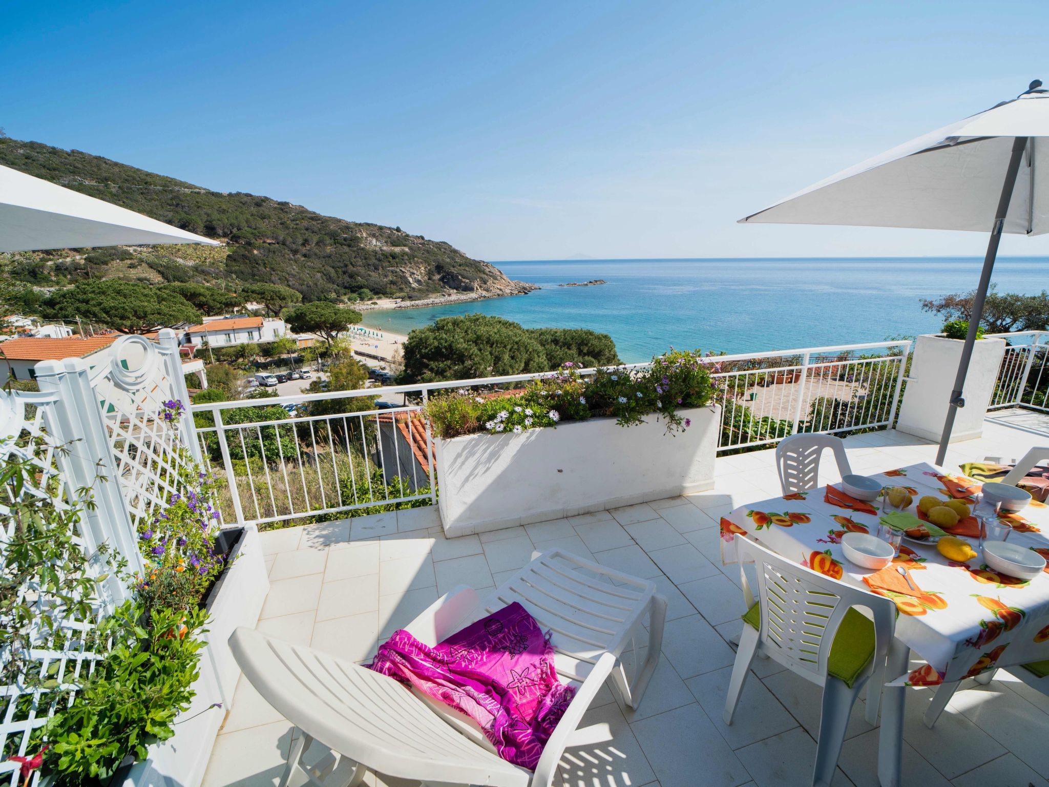 Appartement mit Meerblick-Buiten