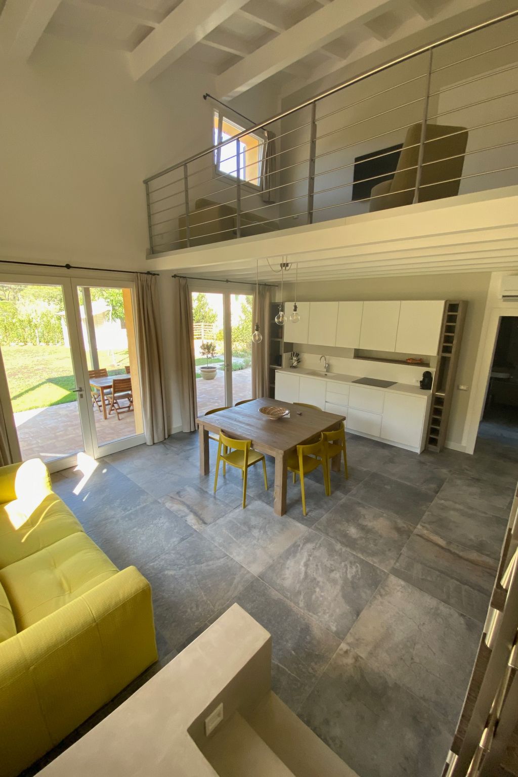 Entspannende Landvilla-Binnen