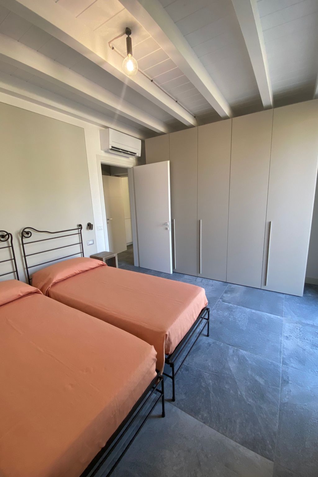 Entspannende Landvilla-Binnen