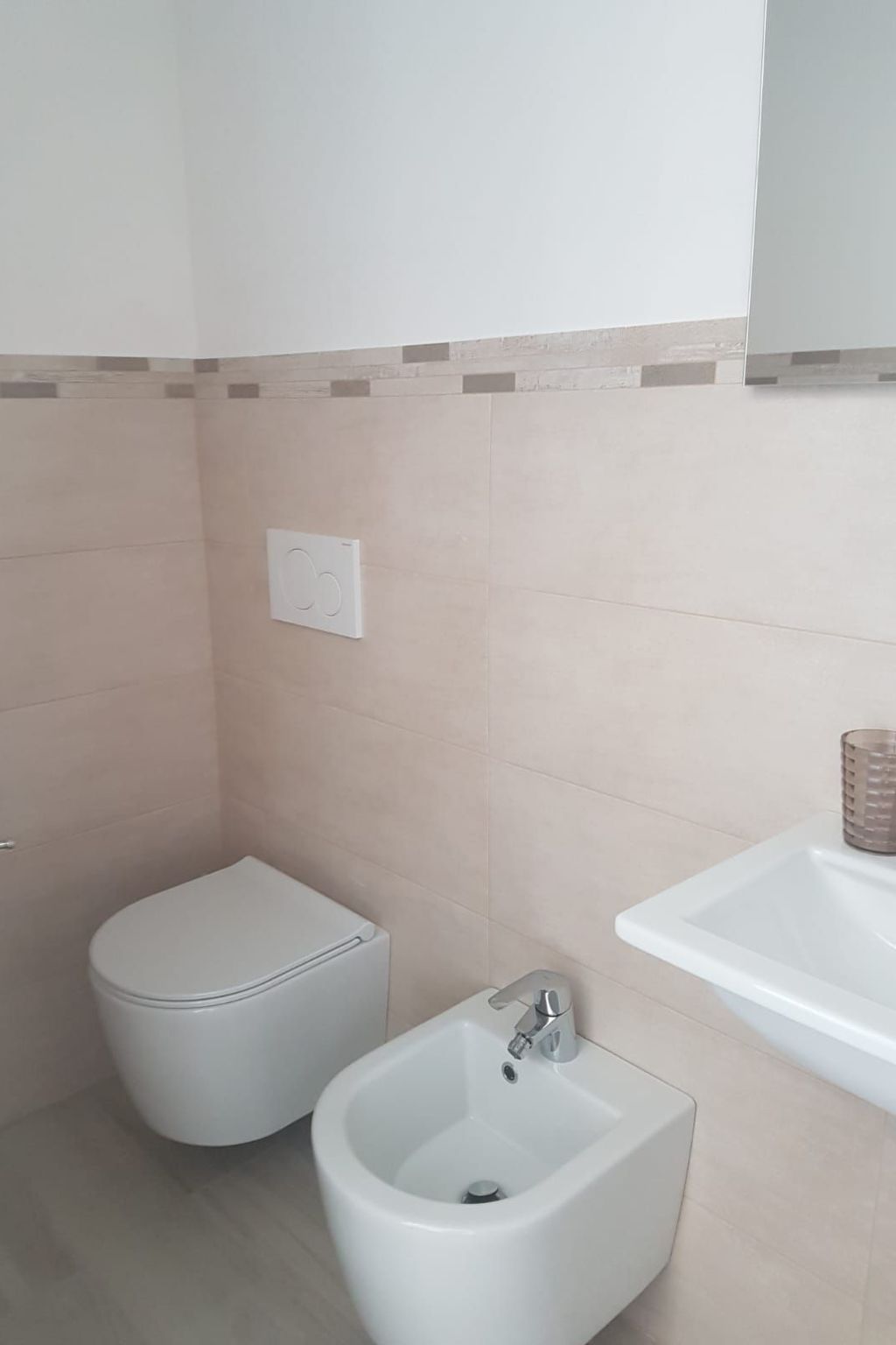 APPARTEMENT MIT MEERBLICK-Image-tags.info