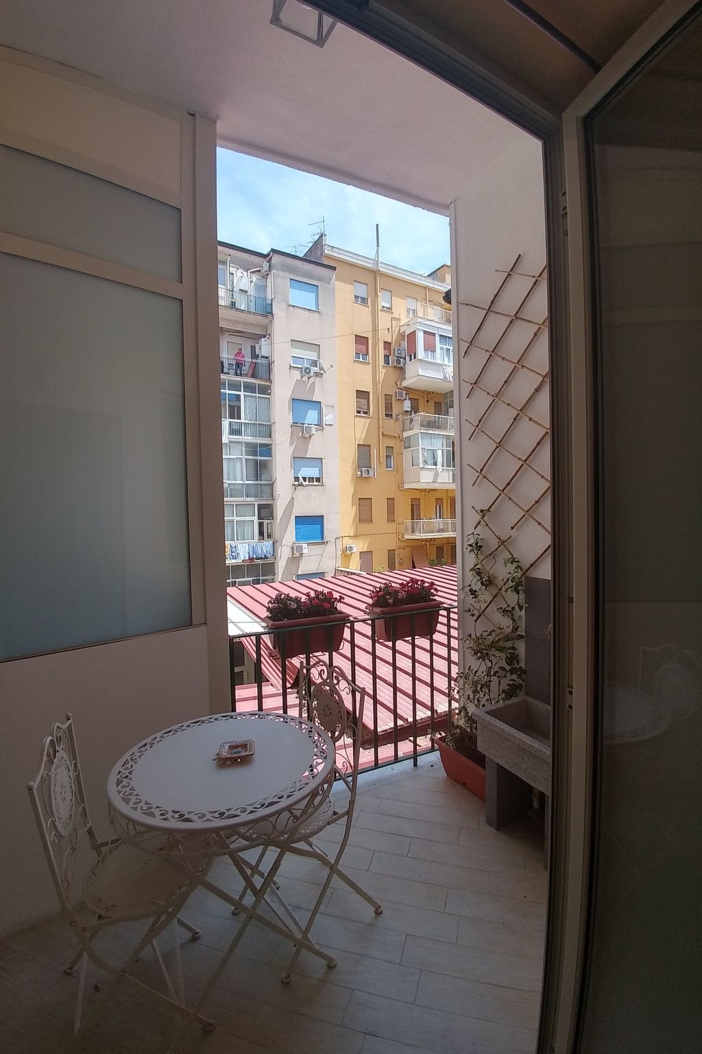 Moderne Wohnung in Palermo-Image-tags.info