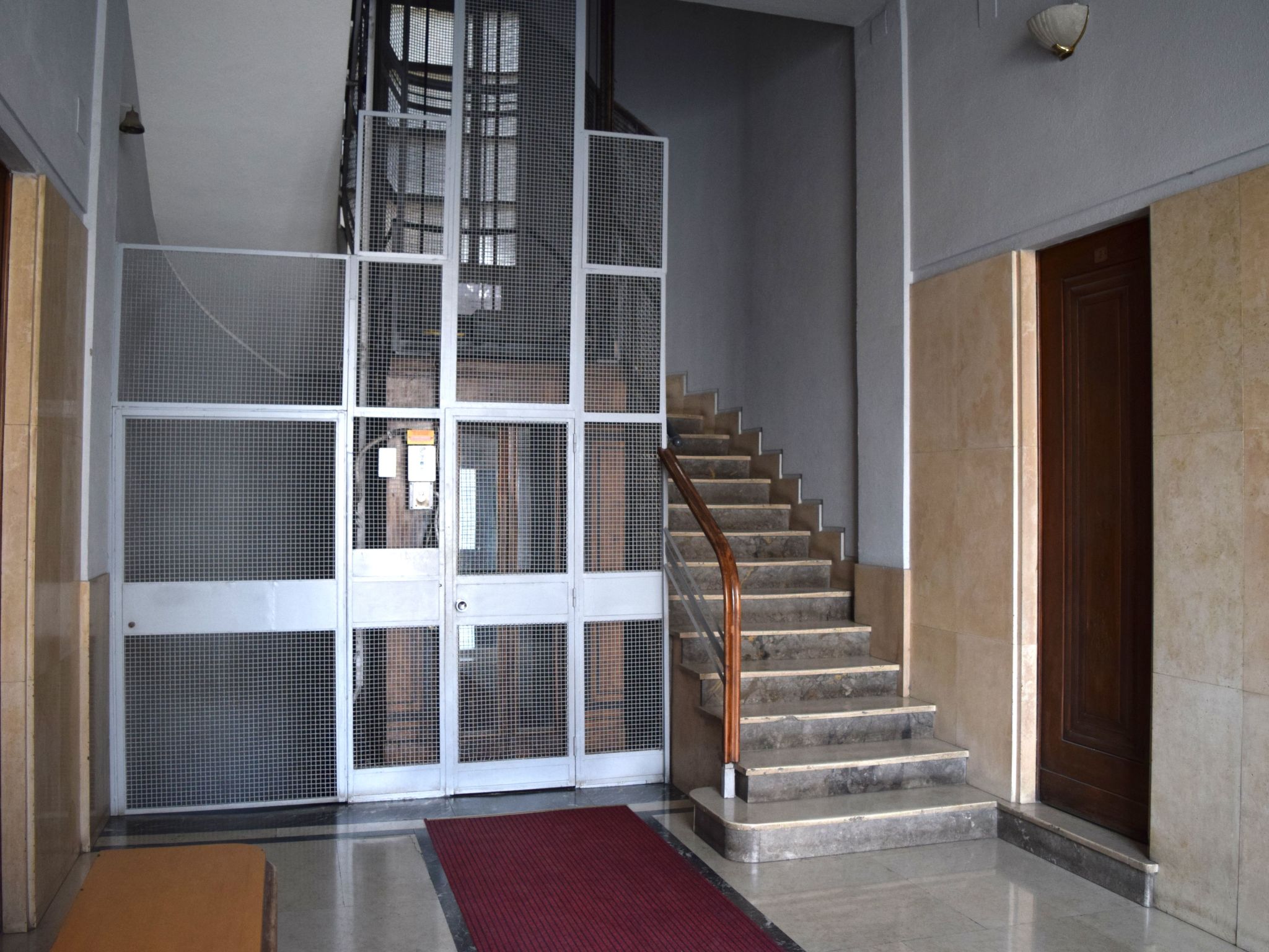 Wohnung im Stadtzentrum von Palermo, nur einen Steinwurf vom Teatro Massimo ent-Binnen