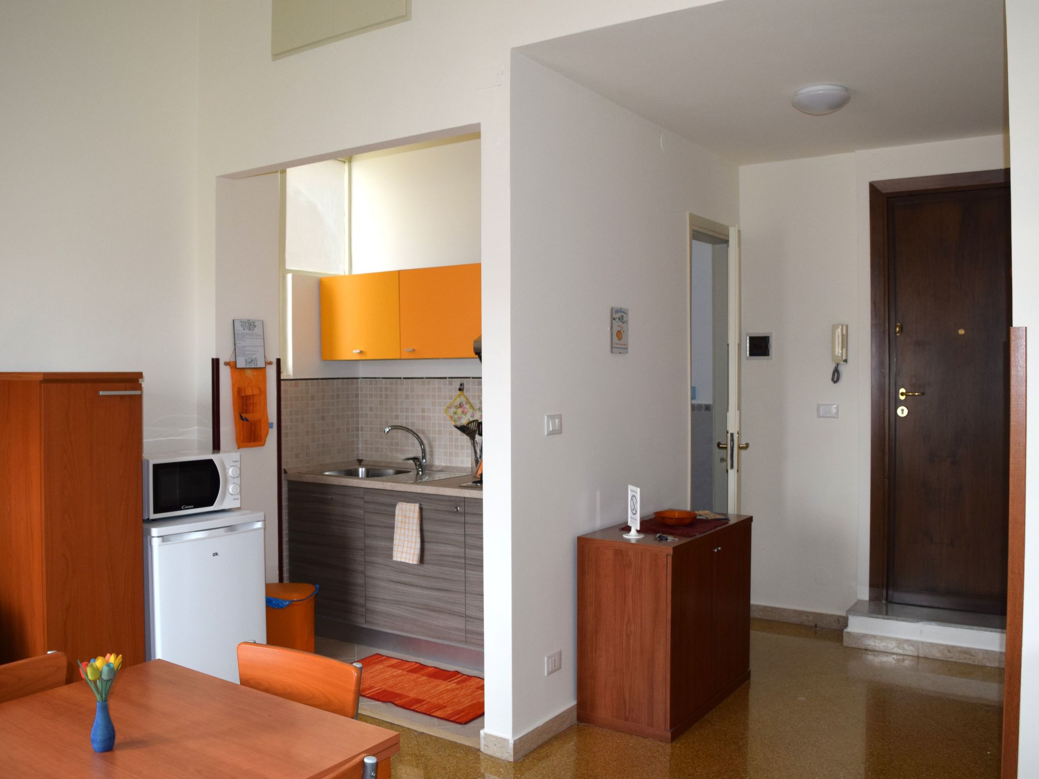 Wohnung im Stadtzentrum von Palermo, nur einen Steinwurf vom Teatro Massimo ent-Binnen