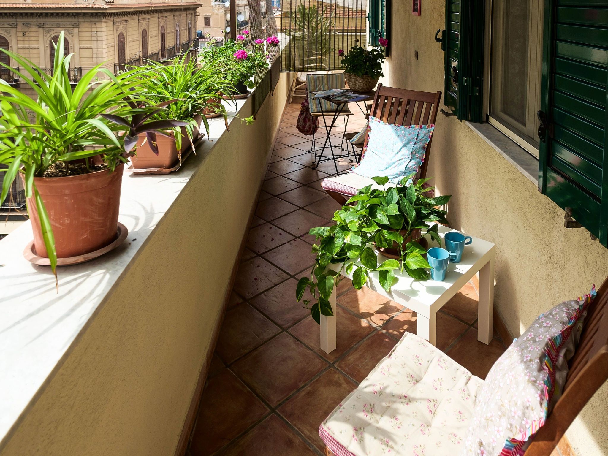 Wohnung mit Terrasse-Binnen