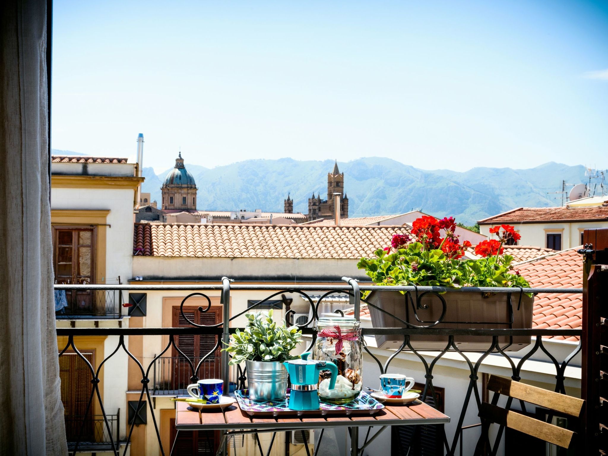Ein-Zimmer-Wohnung 'Capo House' mit Balkon Apartment in Palermo