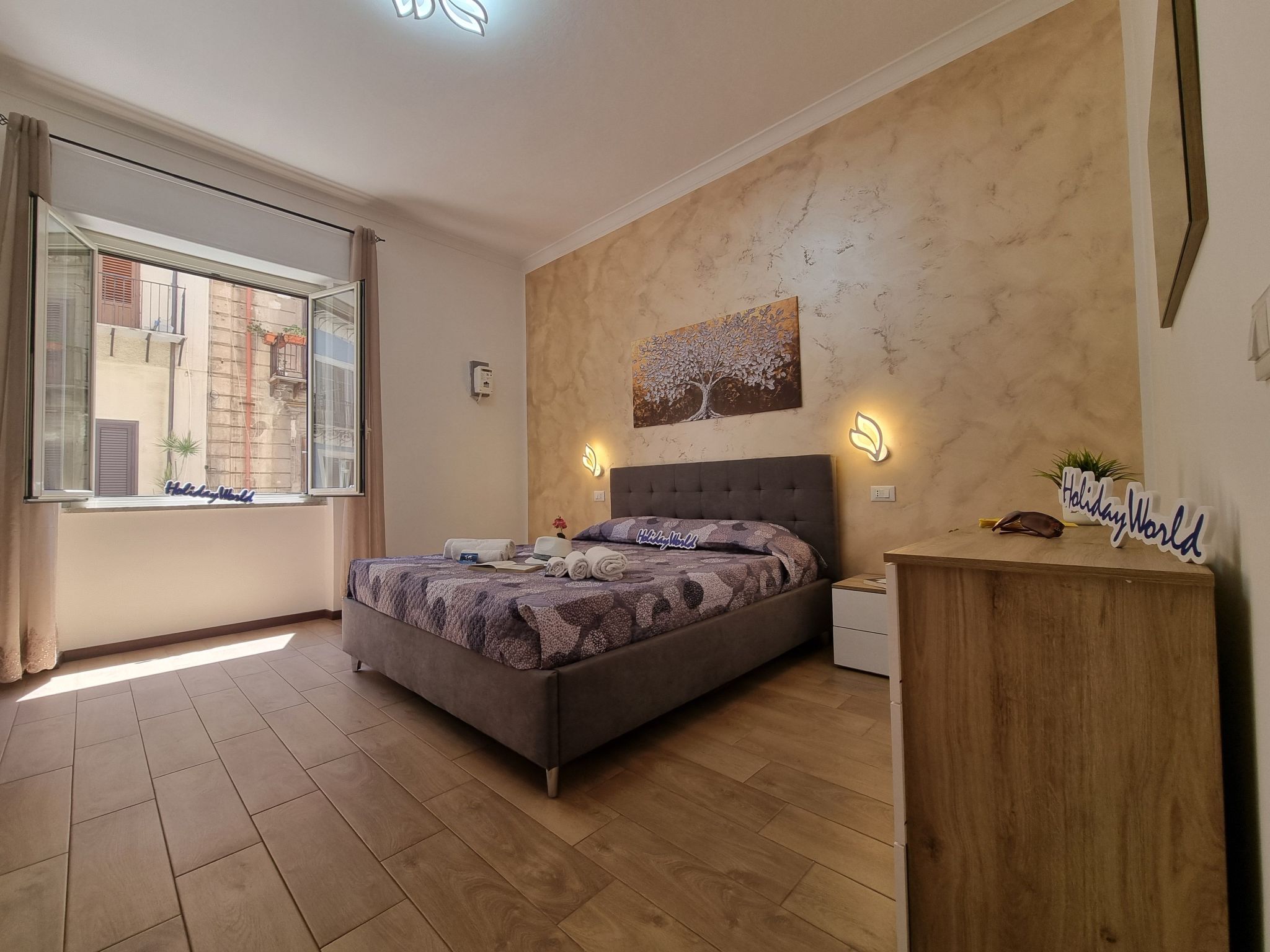 Kala Flat von Holiday World-Image-tags.info