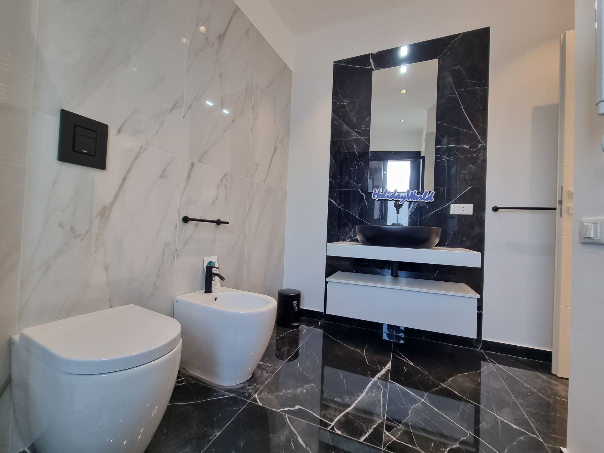 MaXelA Penthouse by Holiday World-Drinnen