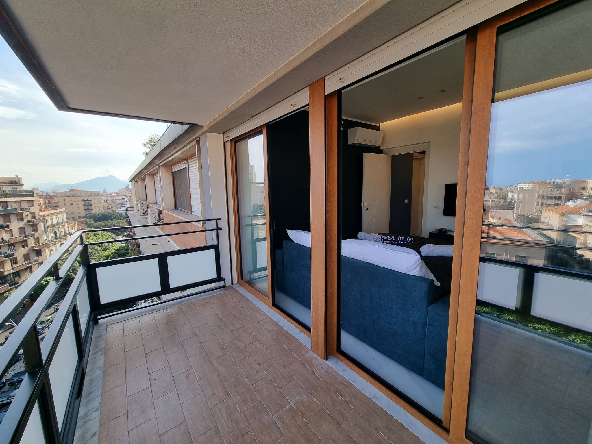 Photo of MaXelA Penthouse by Holiday World