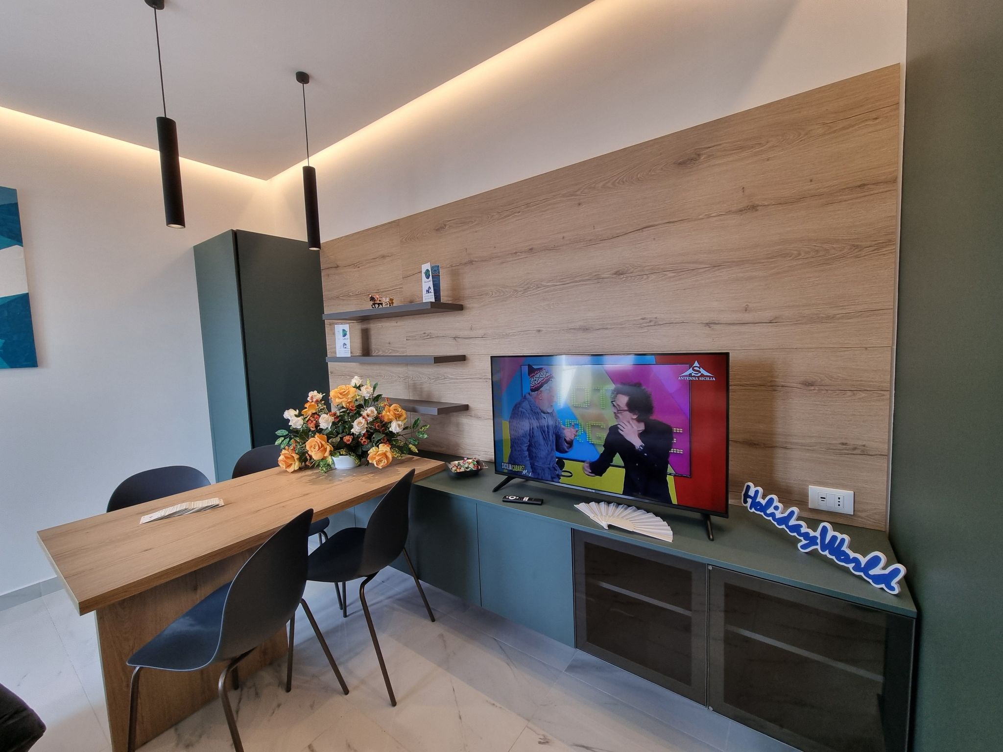 Photo of MaXelA Penthouse by Holiday World