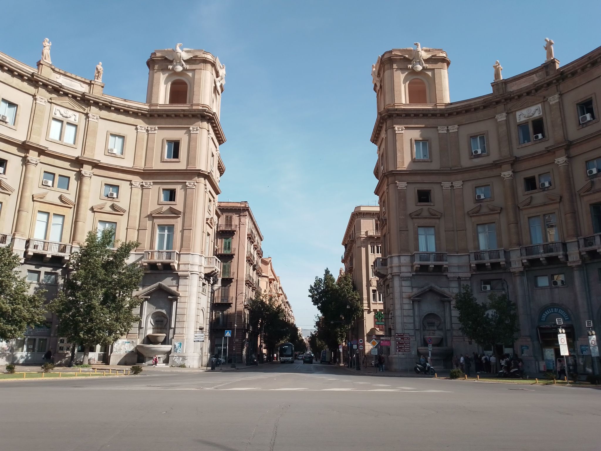 Photo of MaXelA Penthouse by Holiday World