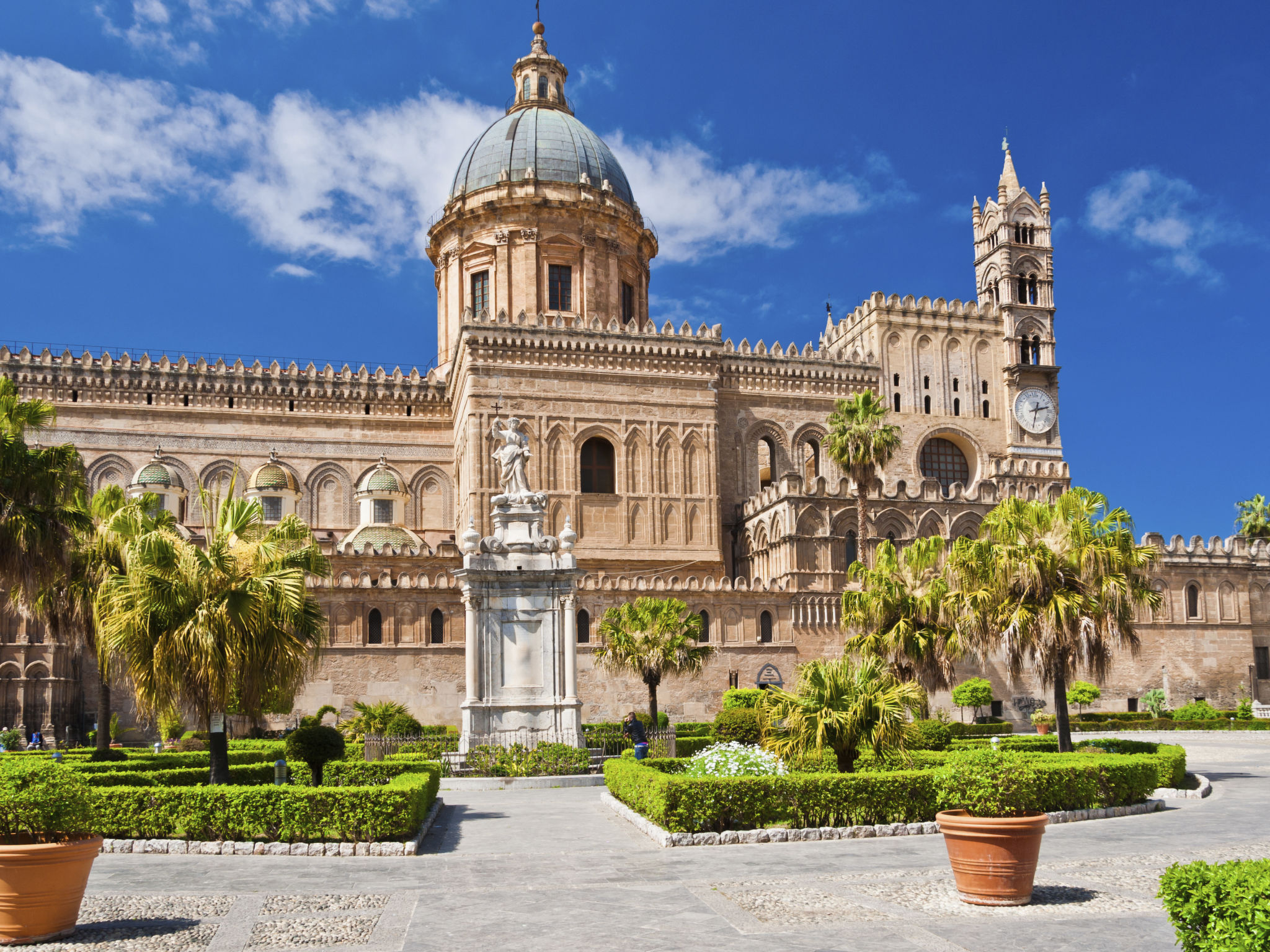 Photo of MaXelA Penthouse Green