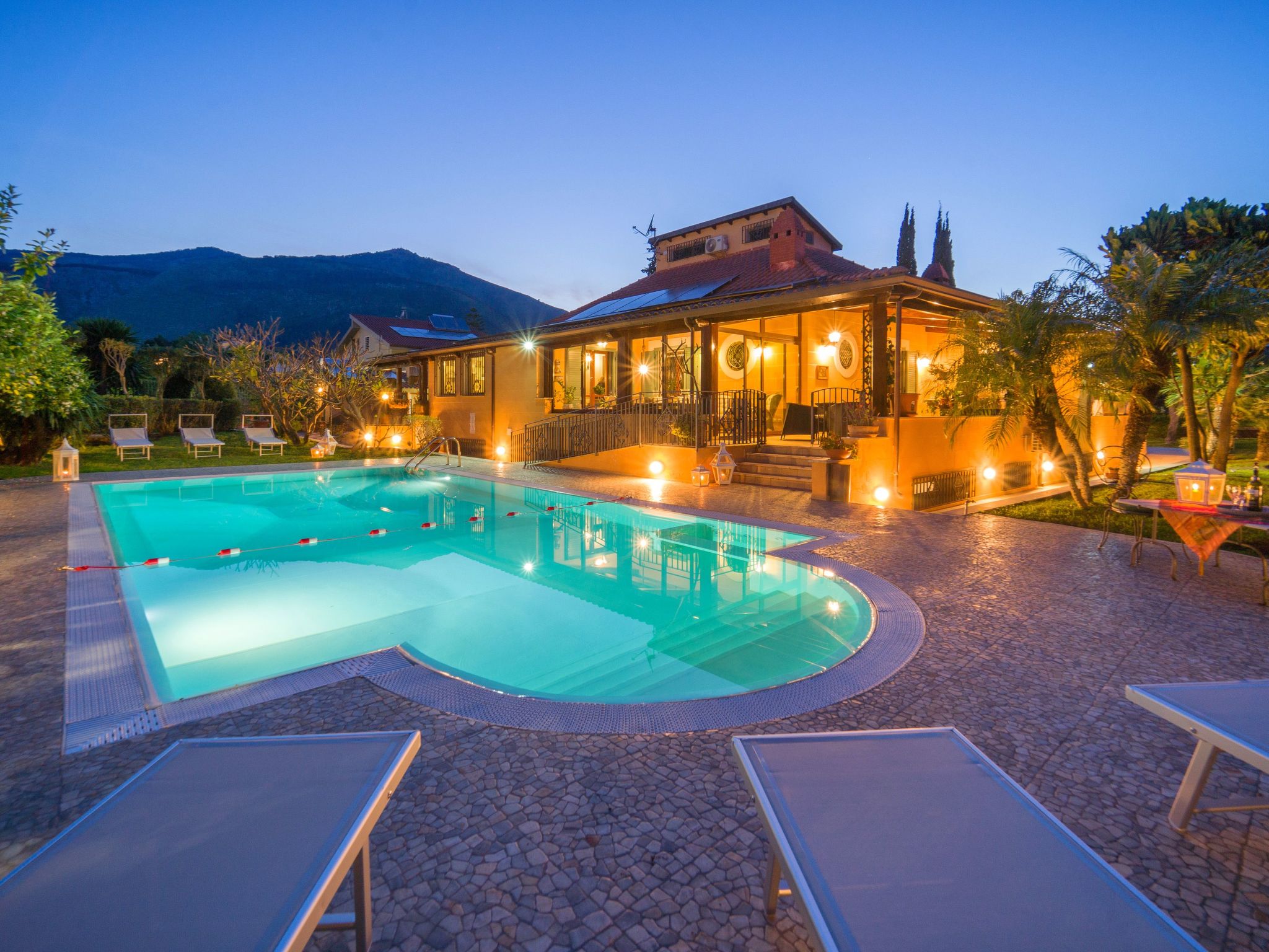 Vakantiehuis met privé zwembad in Palermo (Italië) voor 8 personen