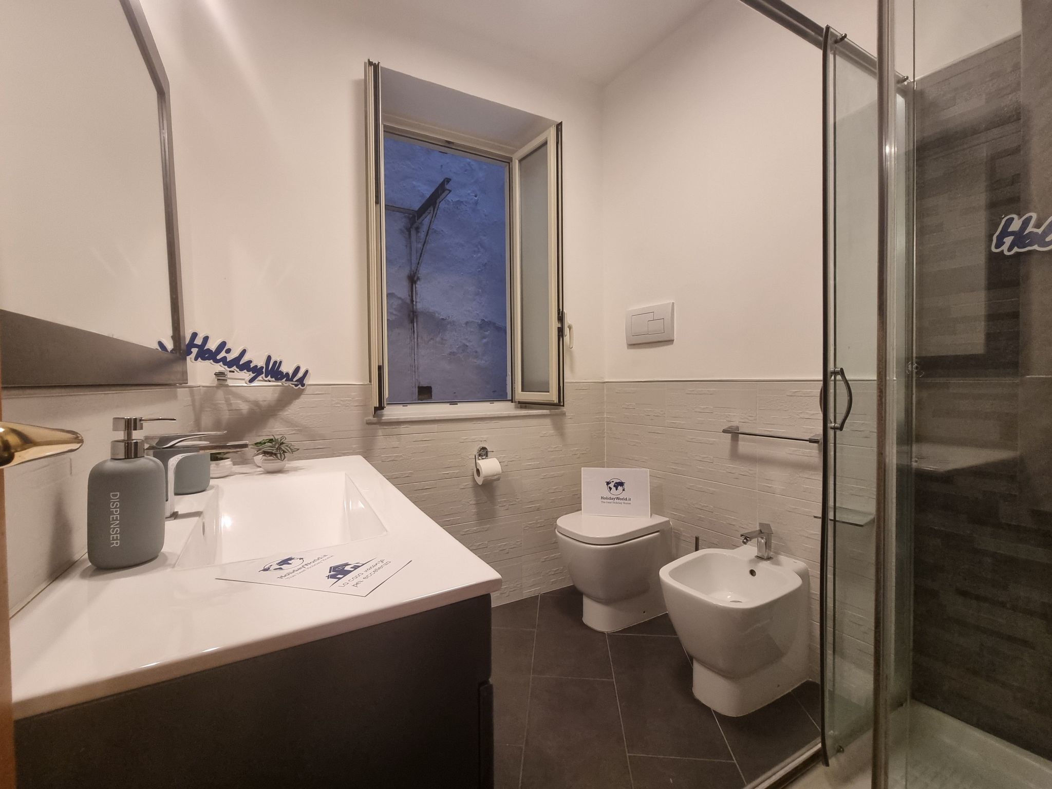 Photo of DownTown House bei Holiday World