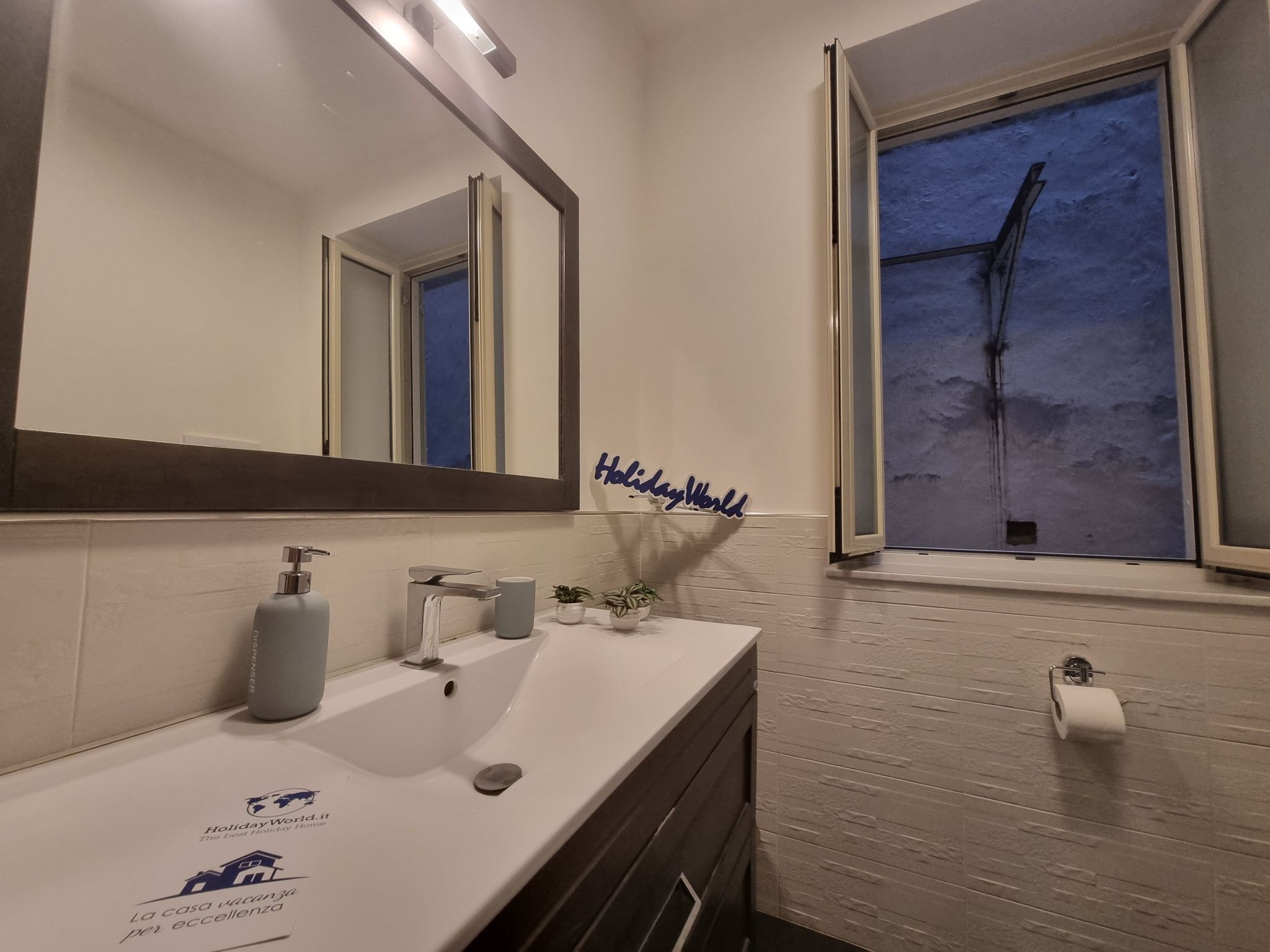 Photo of DownTown House bei Holiday World