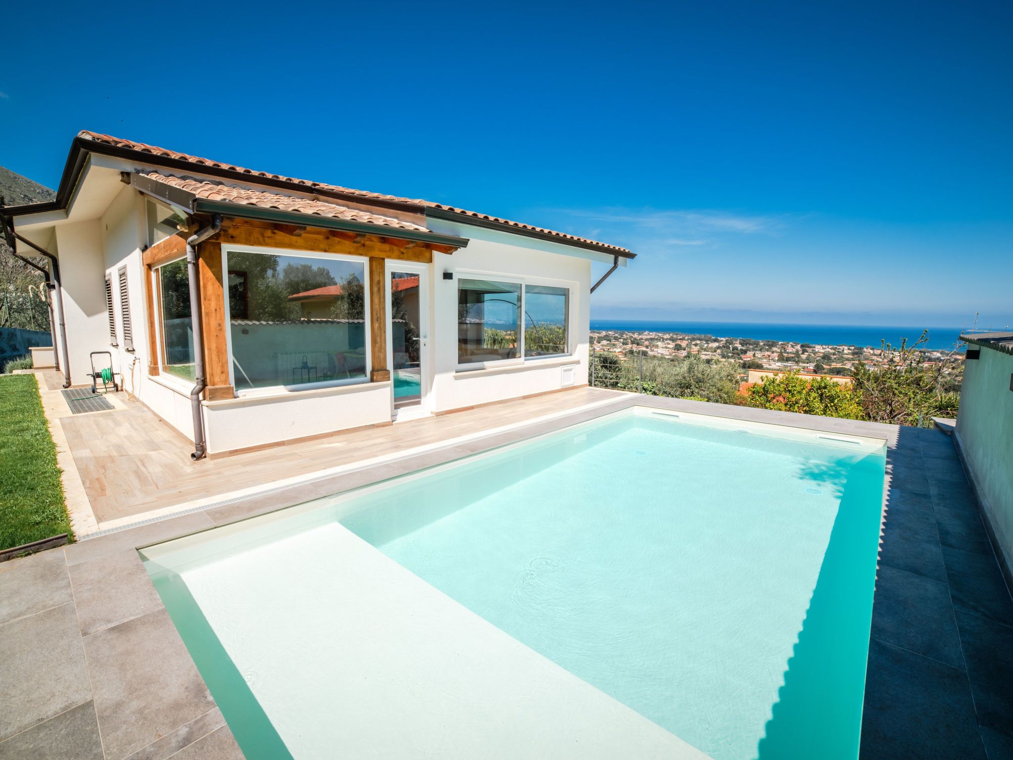 Haus in Carini mit privatem Pool