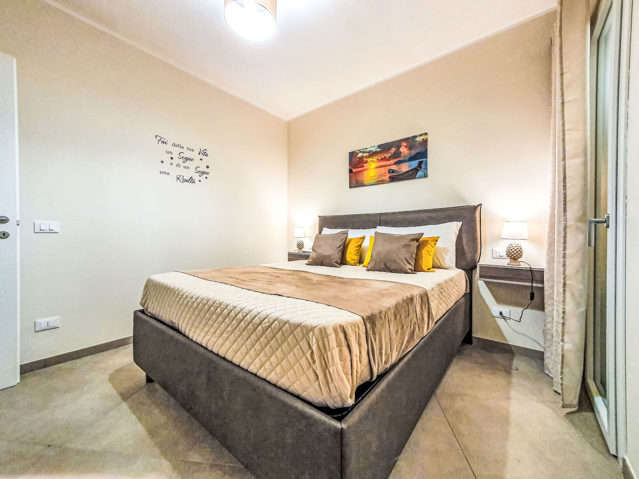 Siciliandò - Binnen