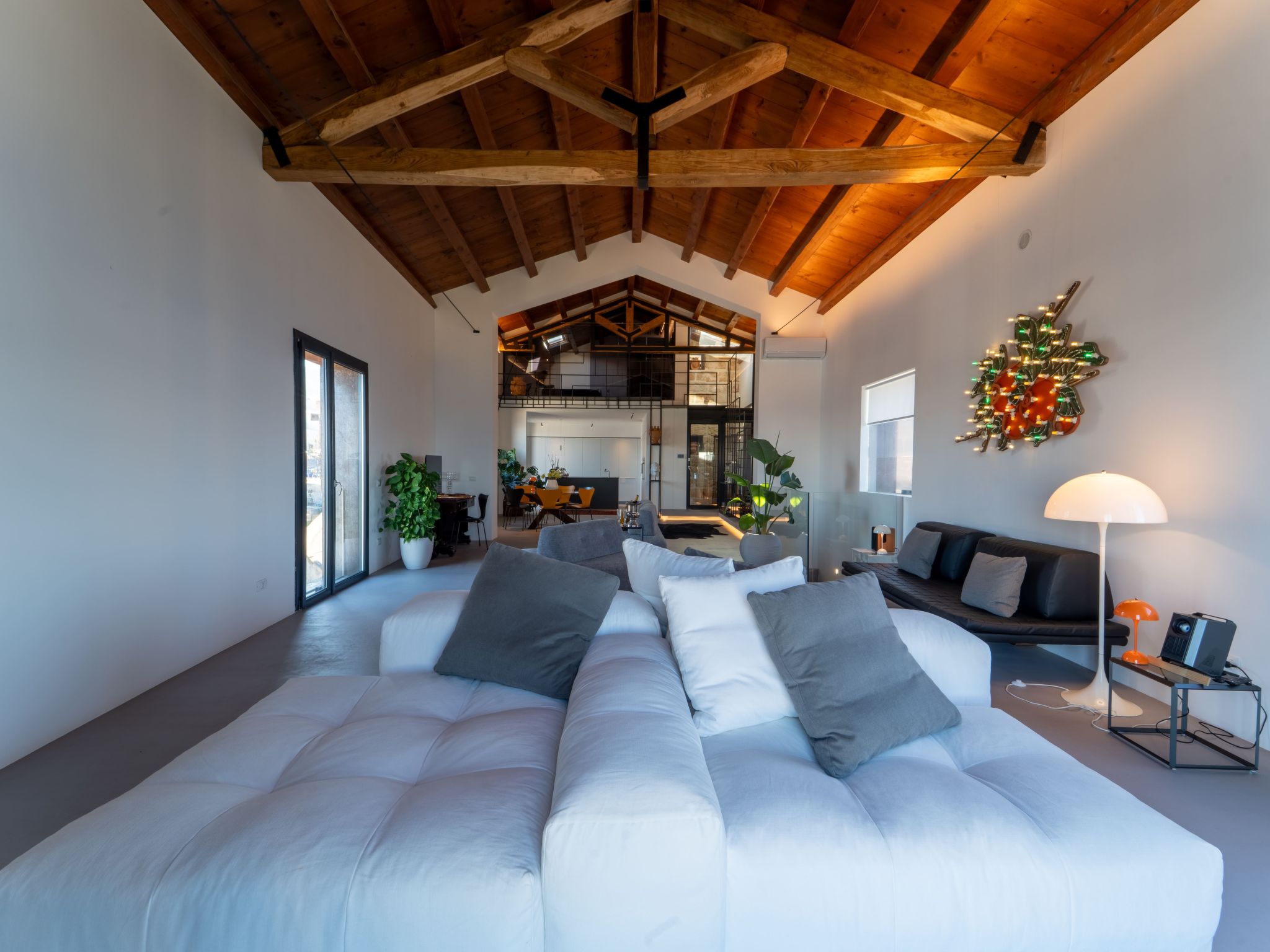 Luxuriöse Flucht mit Meerblick-Binnen