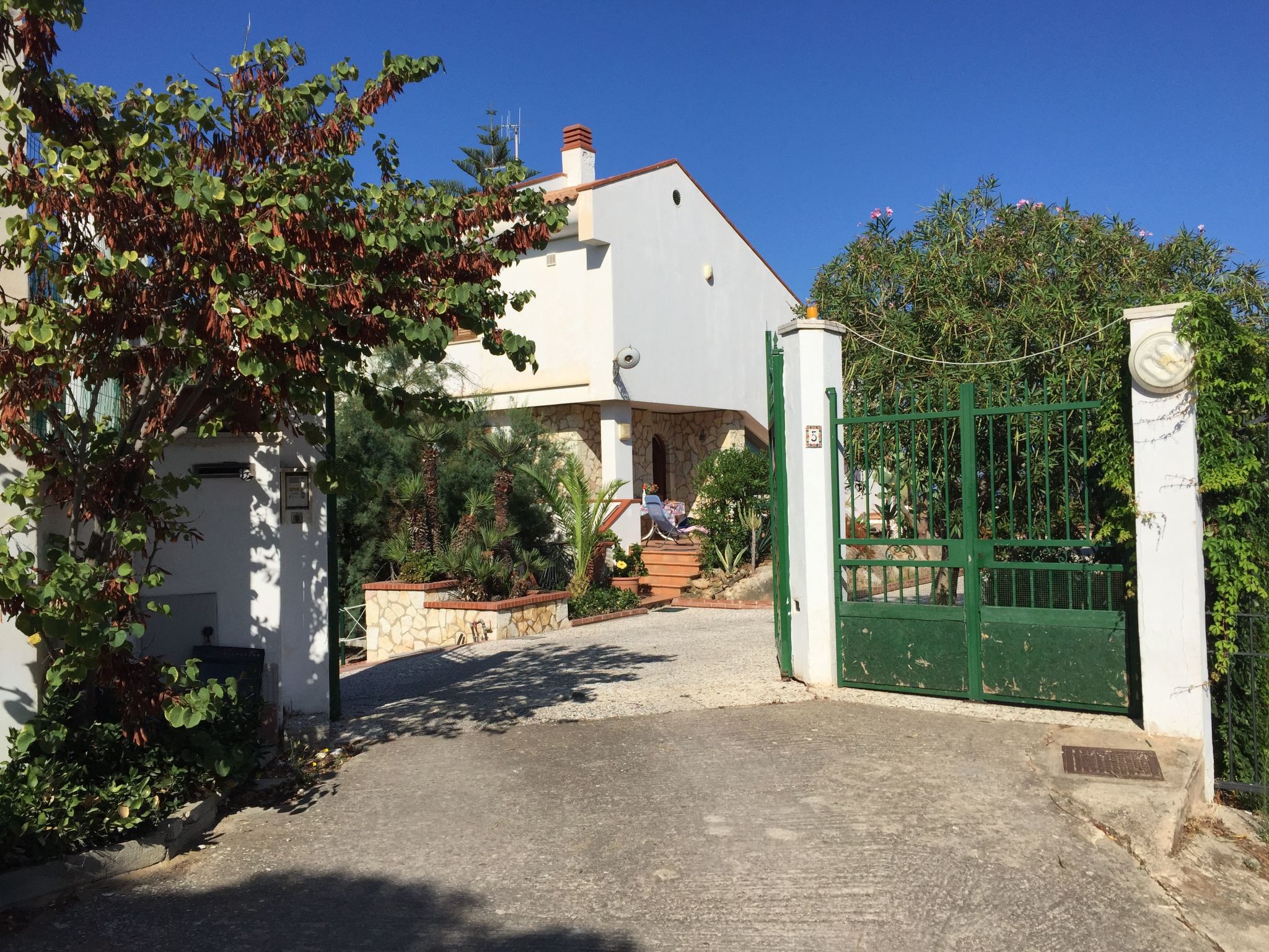 Villa Gina in Trappeto-Binnen