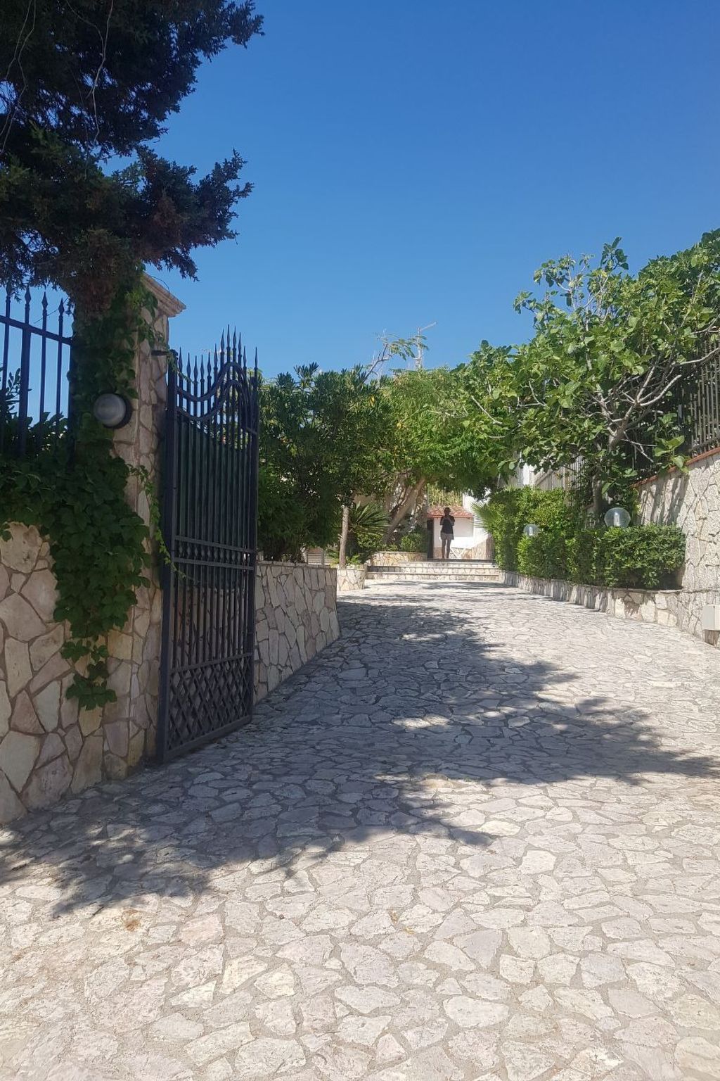 Nur 100 m vom Meer entfernt... mit Privatparkplatz