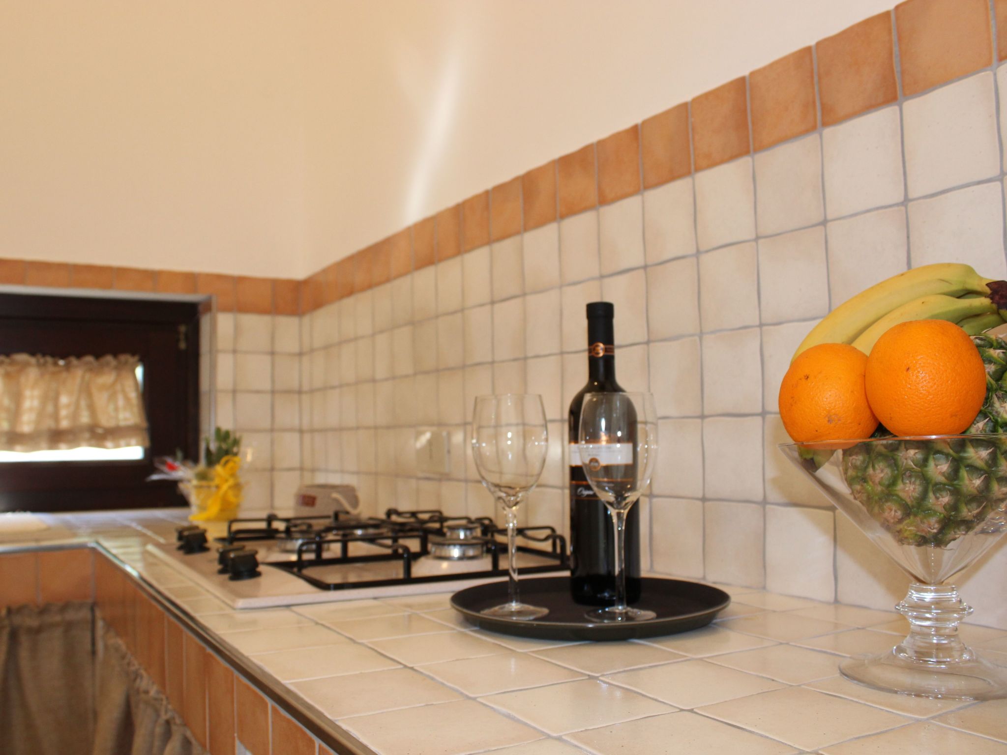 Nur 100 m vom Meer entfernt... mit Privatparkplatz-Binnen