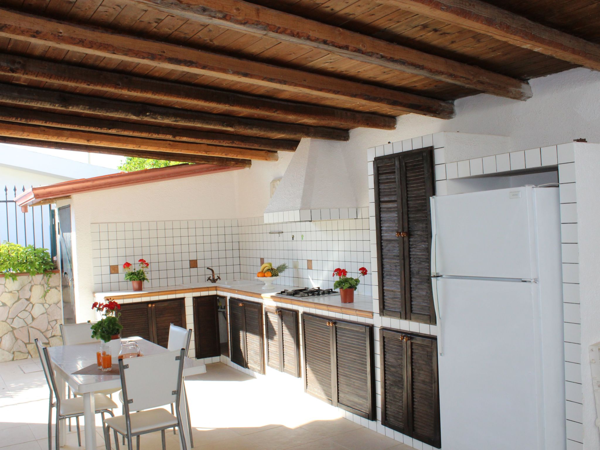 Nur 100 m vom Meer entfernt... mit Privatparkplatz-Image-tags.info