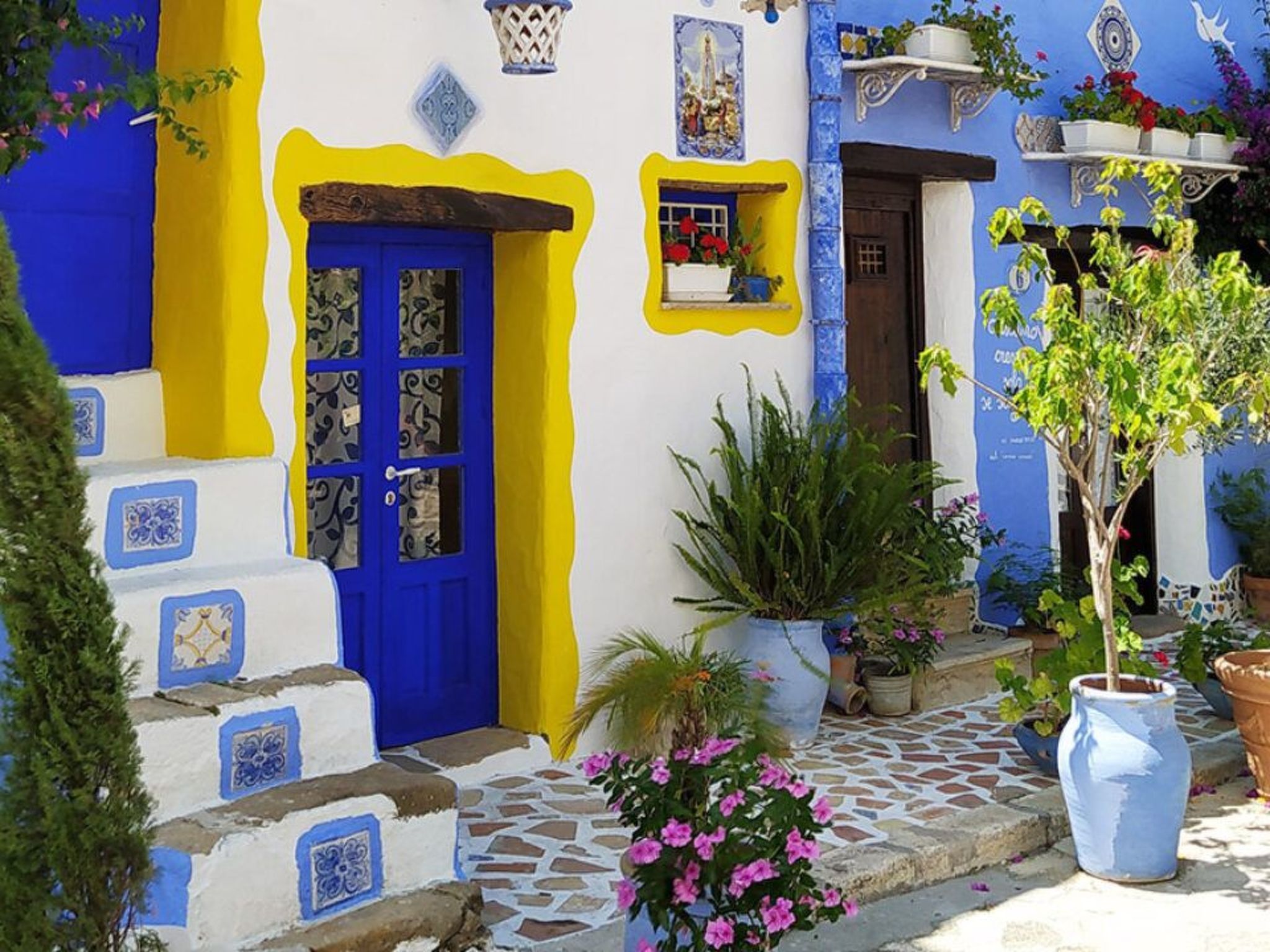 Nur 100 m vom Meer entfernt... mit Privatparkplatz-Buiten