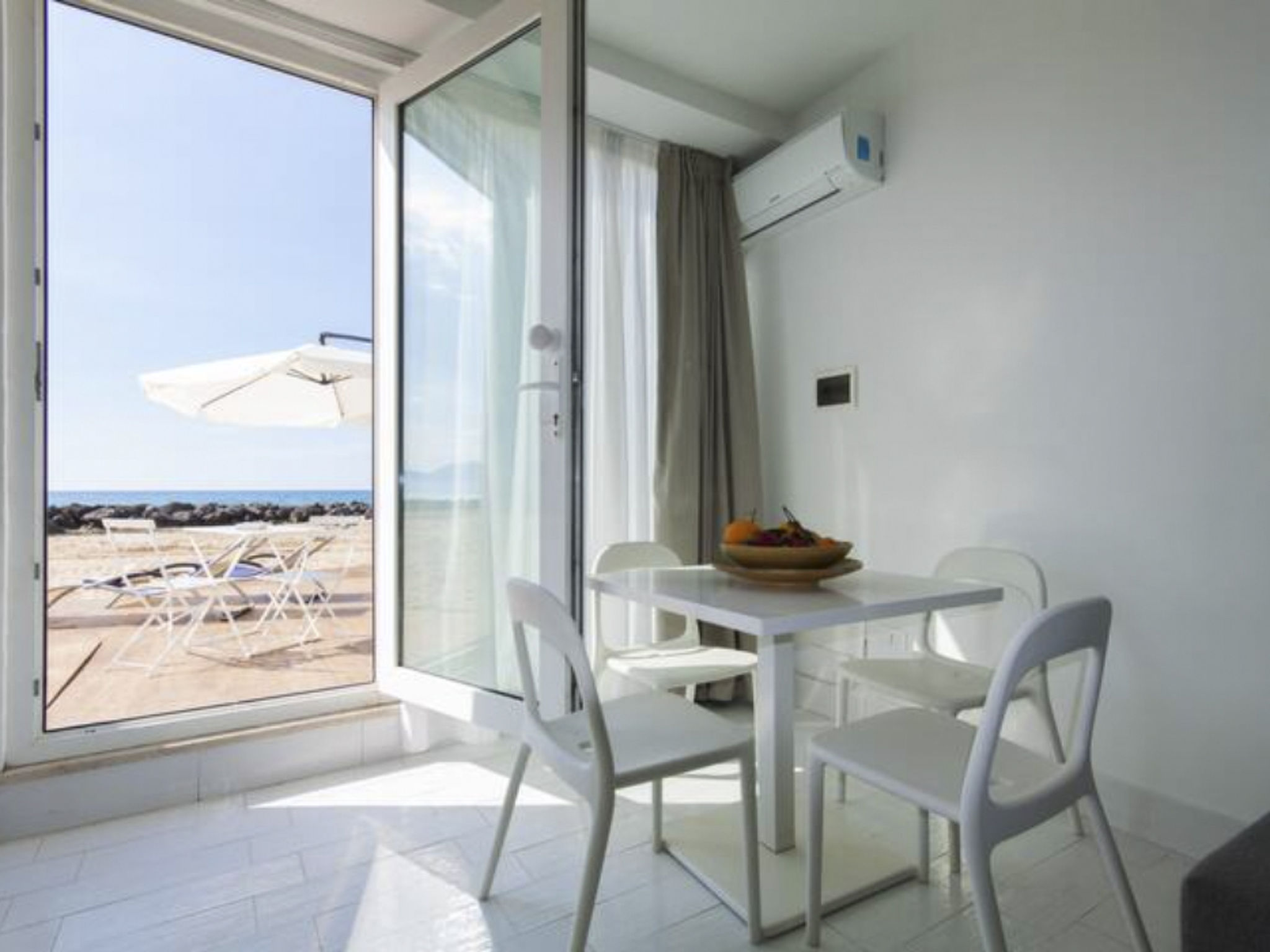 Photo of Dock am Meer