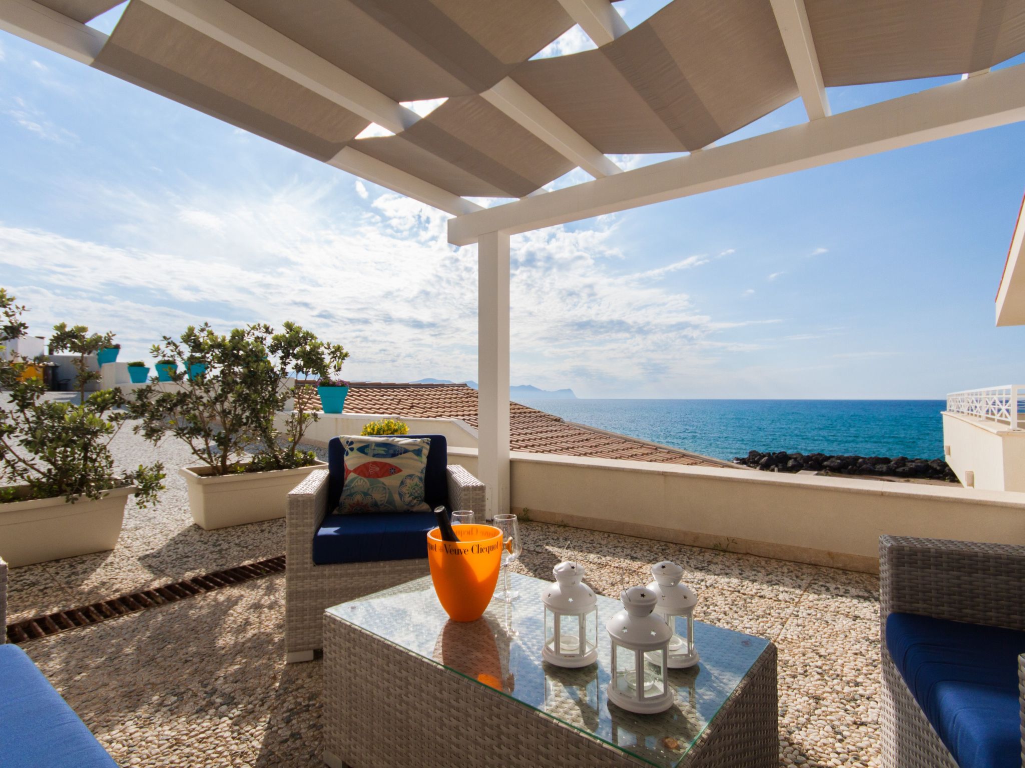 Meer von Sizilien-Dedans